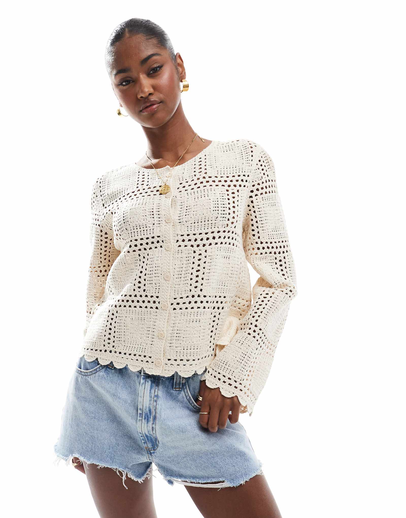 Объект вязаный крючком кардиган кремового цвета 22090₽