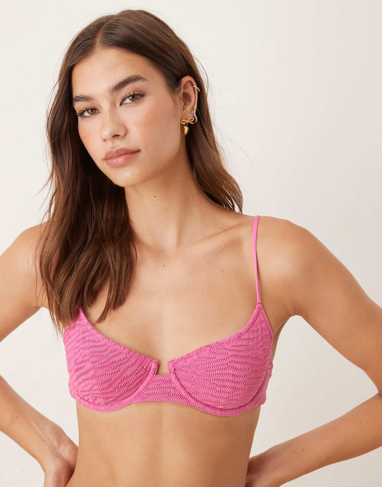 Розовый топ-бикини с рисунком манго 8190₽