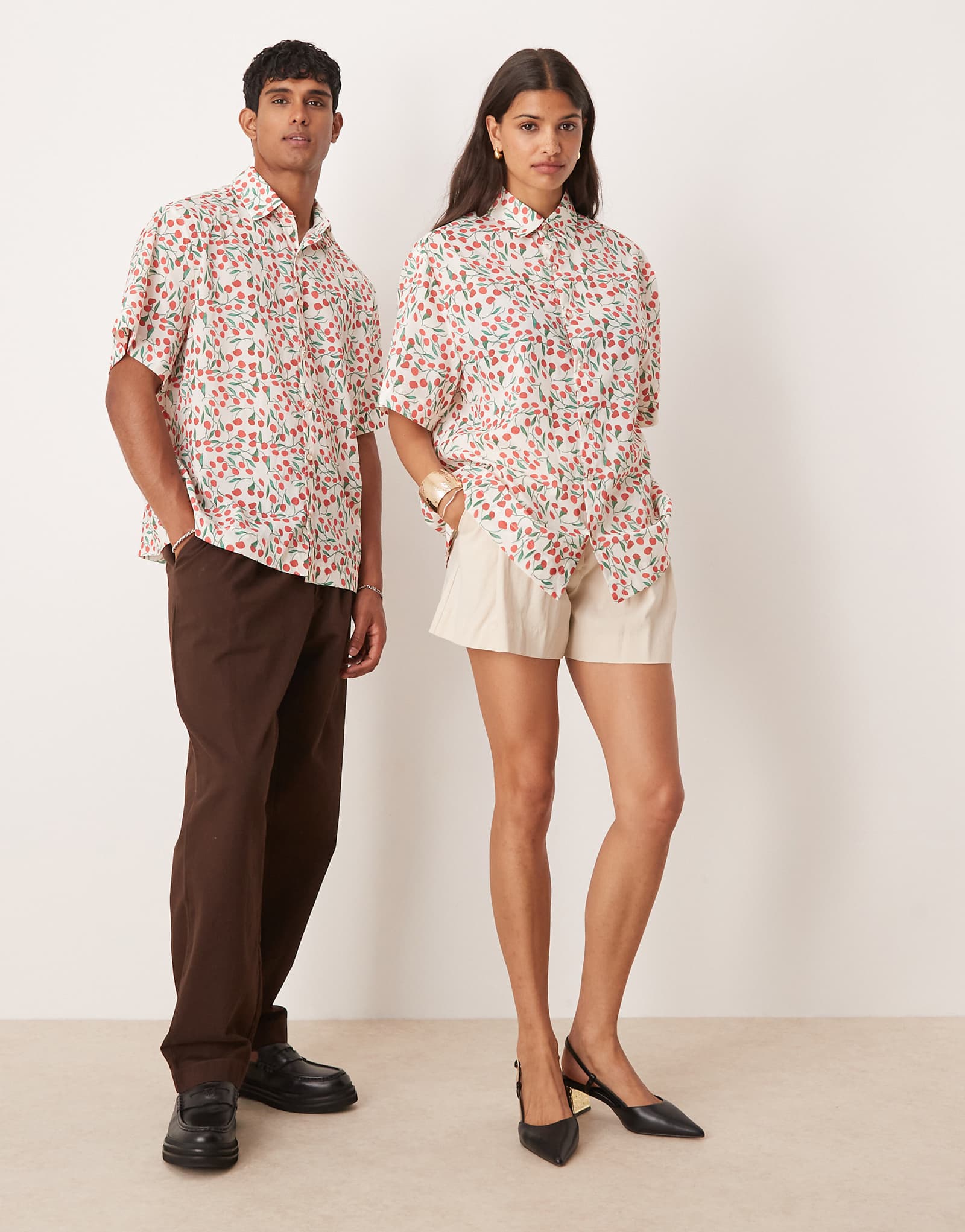 Непринужденная рубашка сестры Джейн с вишневым принтом