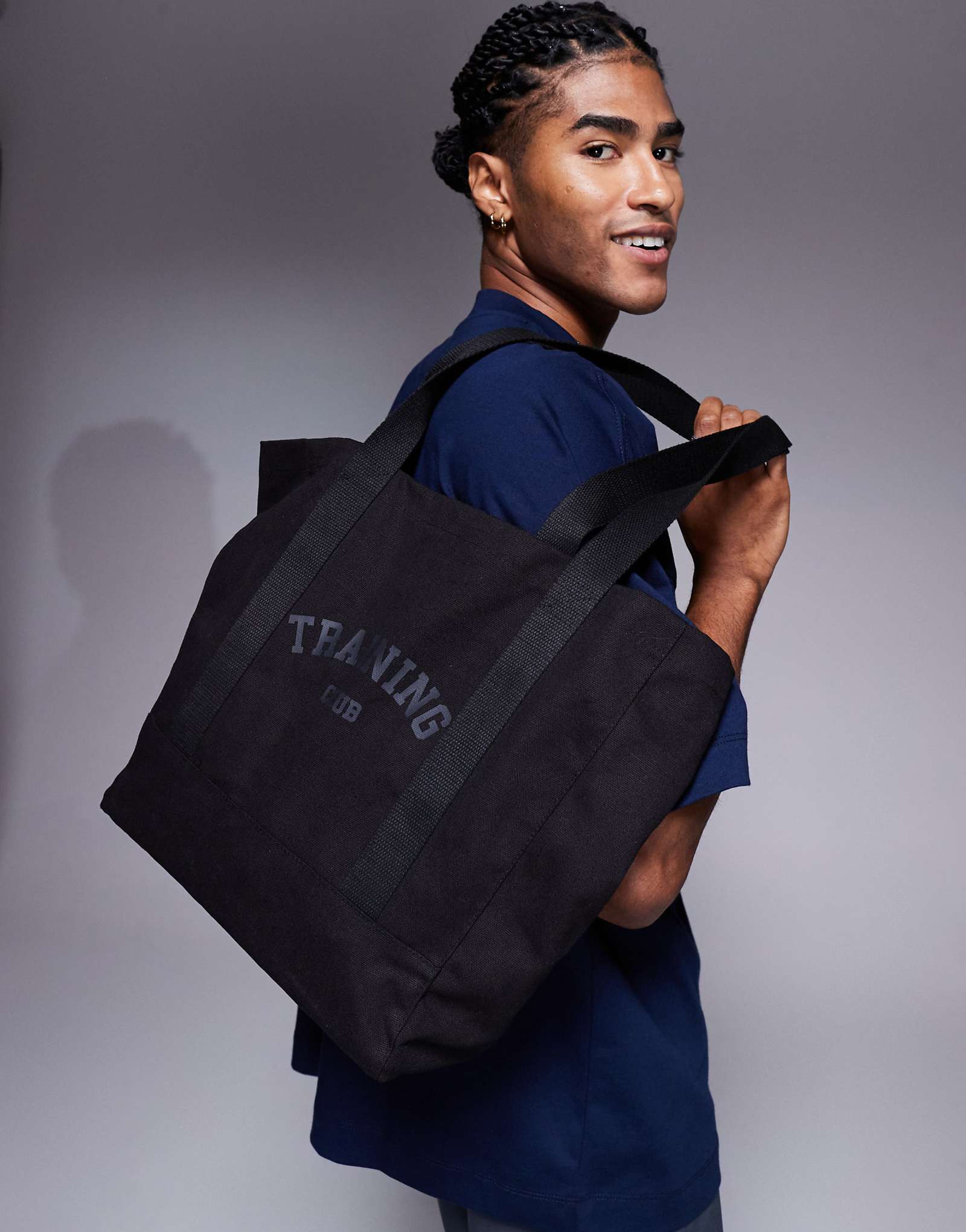 4505 Холщовая спортивная сумка Training Club черного цвета 4690₽