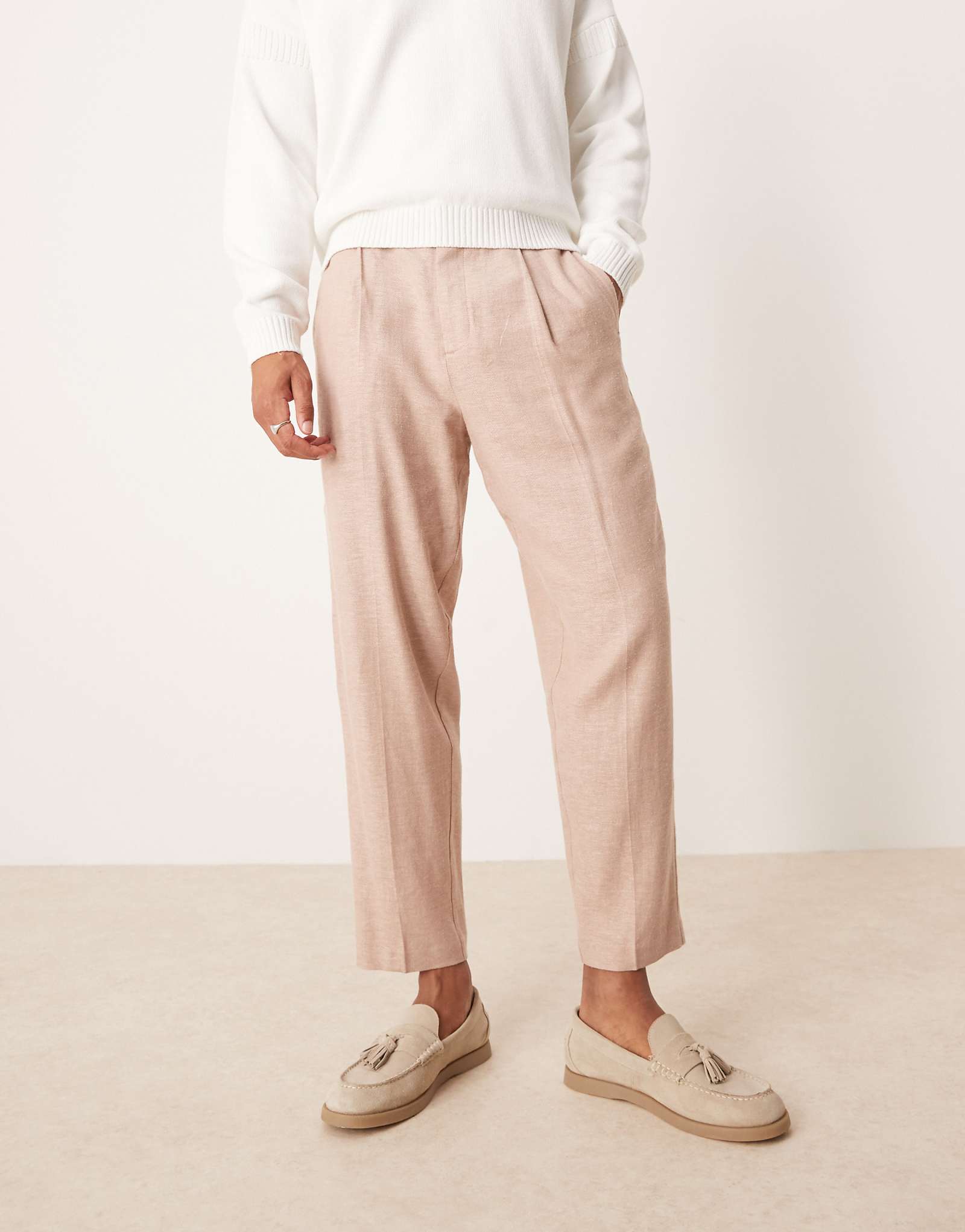 ДИЗАЙНЕРСКИЕ брюки свободного кроя зауженного кроя ASOS DESIGN в каменную елочку 4190₽