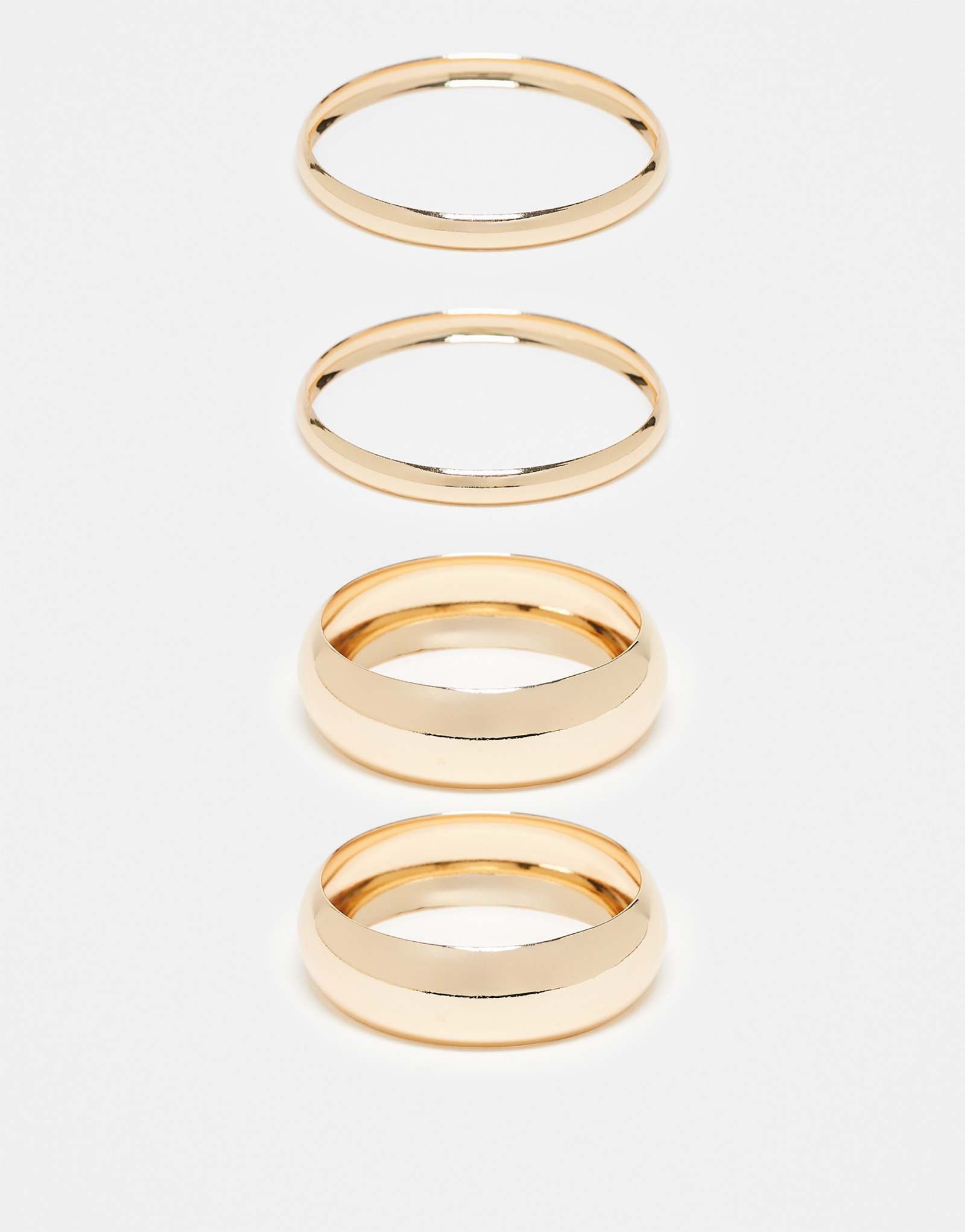 Набор ASOS DESIGN Curve из 4 блестящих золотых браслетов