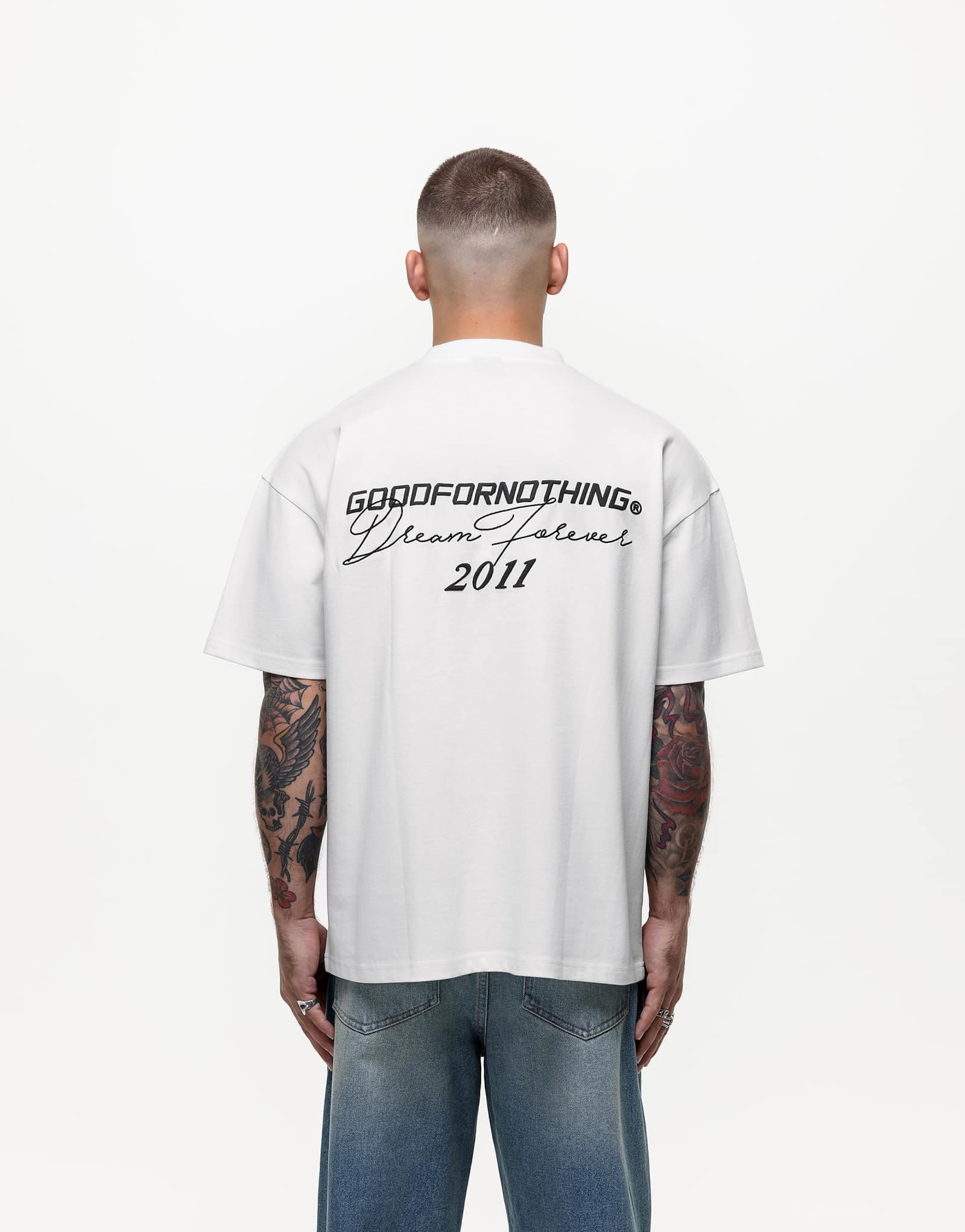 Футболка оверсайз Good For Nothing белого цвета с принтом логотипа на спине