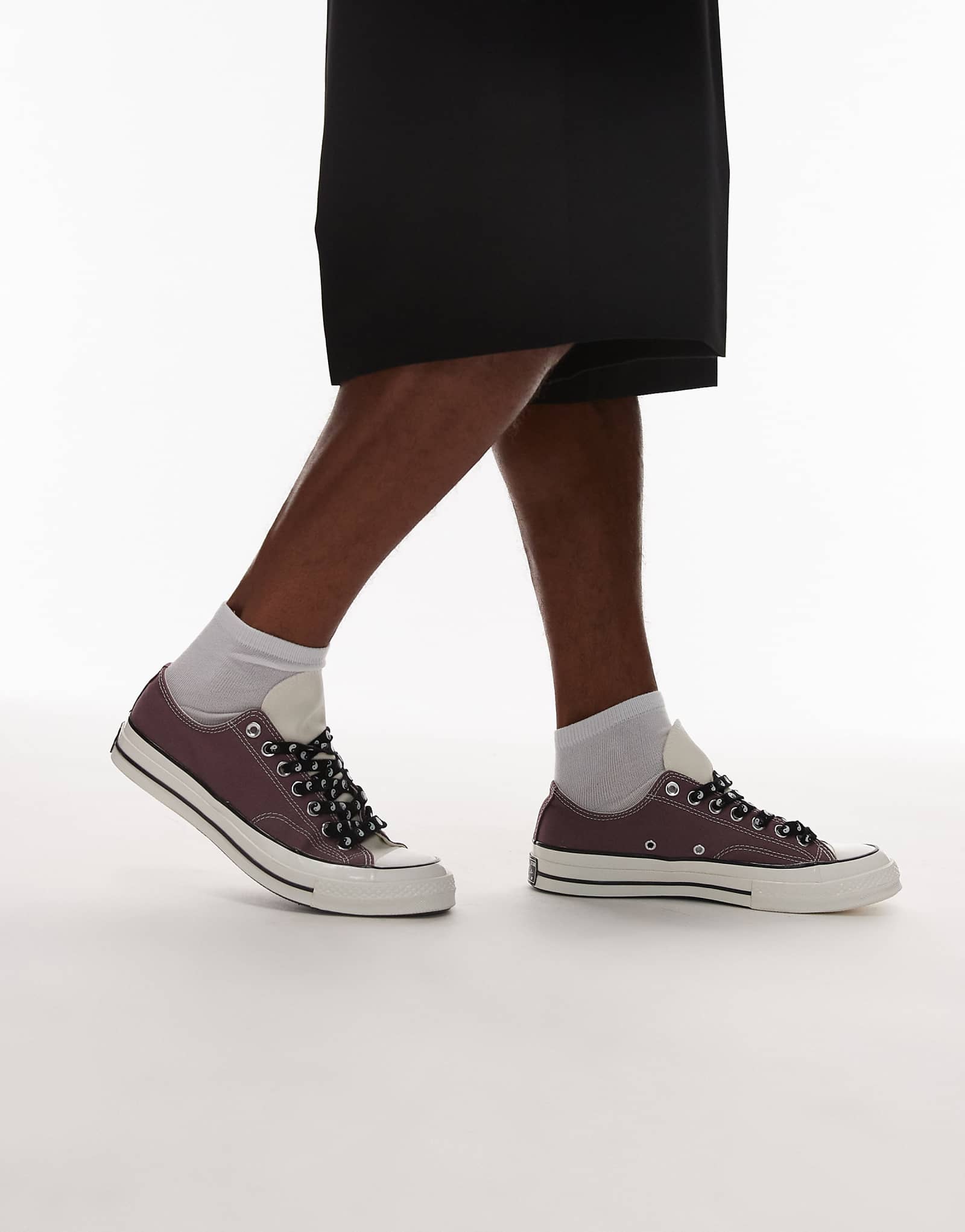 Кроссовки Converse Chuck 70 All Star коричневого цвета Yin-Yang 7190₽