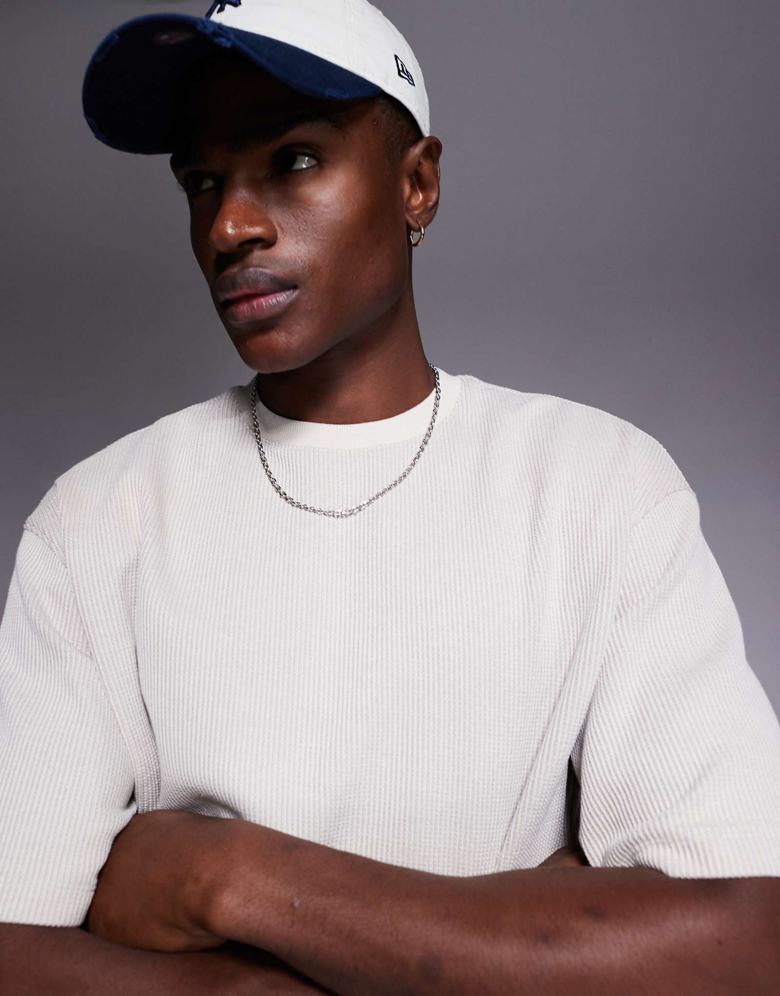 Синяя футболка свободного кроя HUGO из камня 9790₽