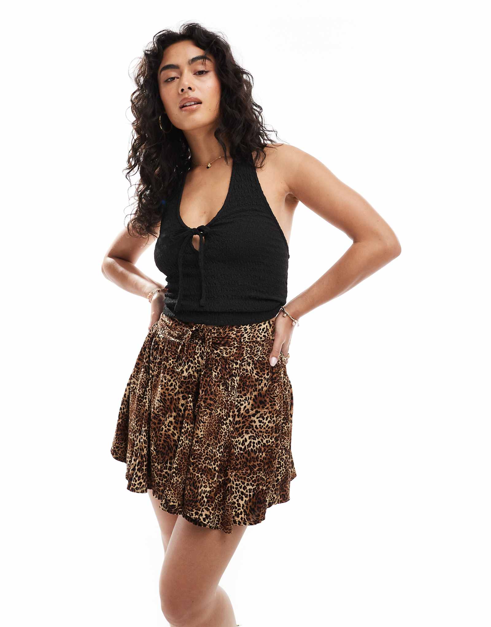 Мисс Селфридж сшила шорты с животным принтом 6890₽