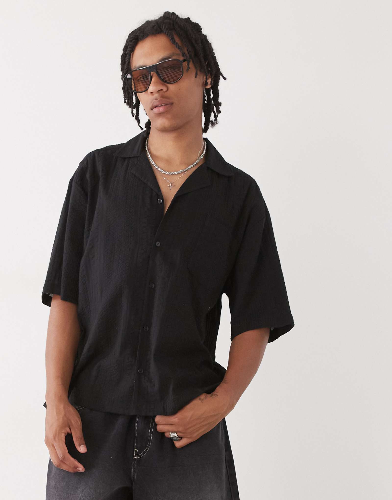 Рубашка из текстурированной ткани COLLUSION черного цвета 3490₽