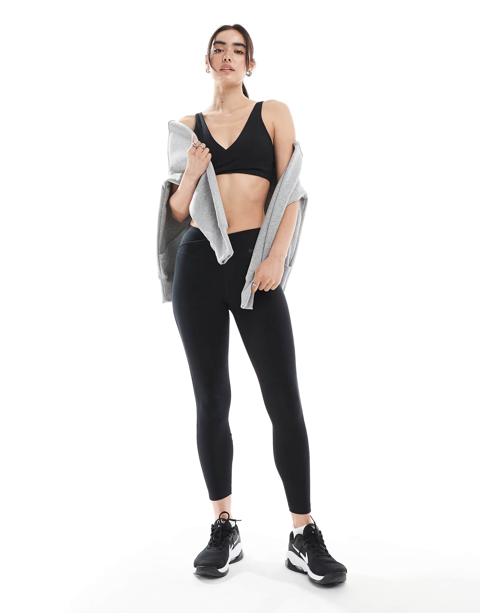 Леггинсы Nike One Training Dri-FIT 7/8 черного цвета