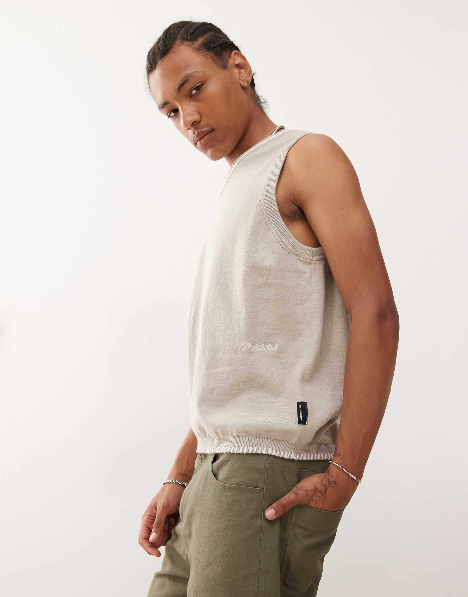 Запрещенная вязаная майка на бретелях серого цвета 13890₽