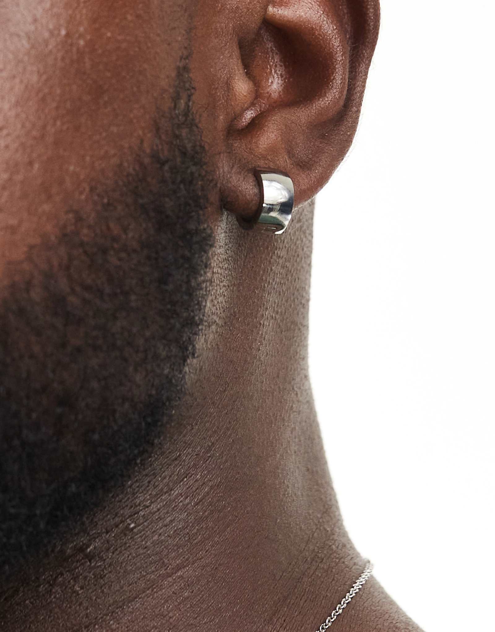 Серьги-кольца Lost Souls huggie из нержавеющей стали 4490₽