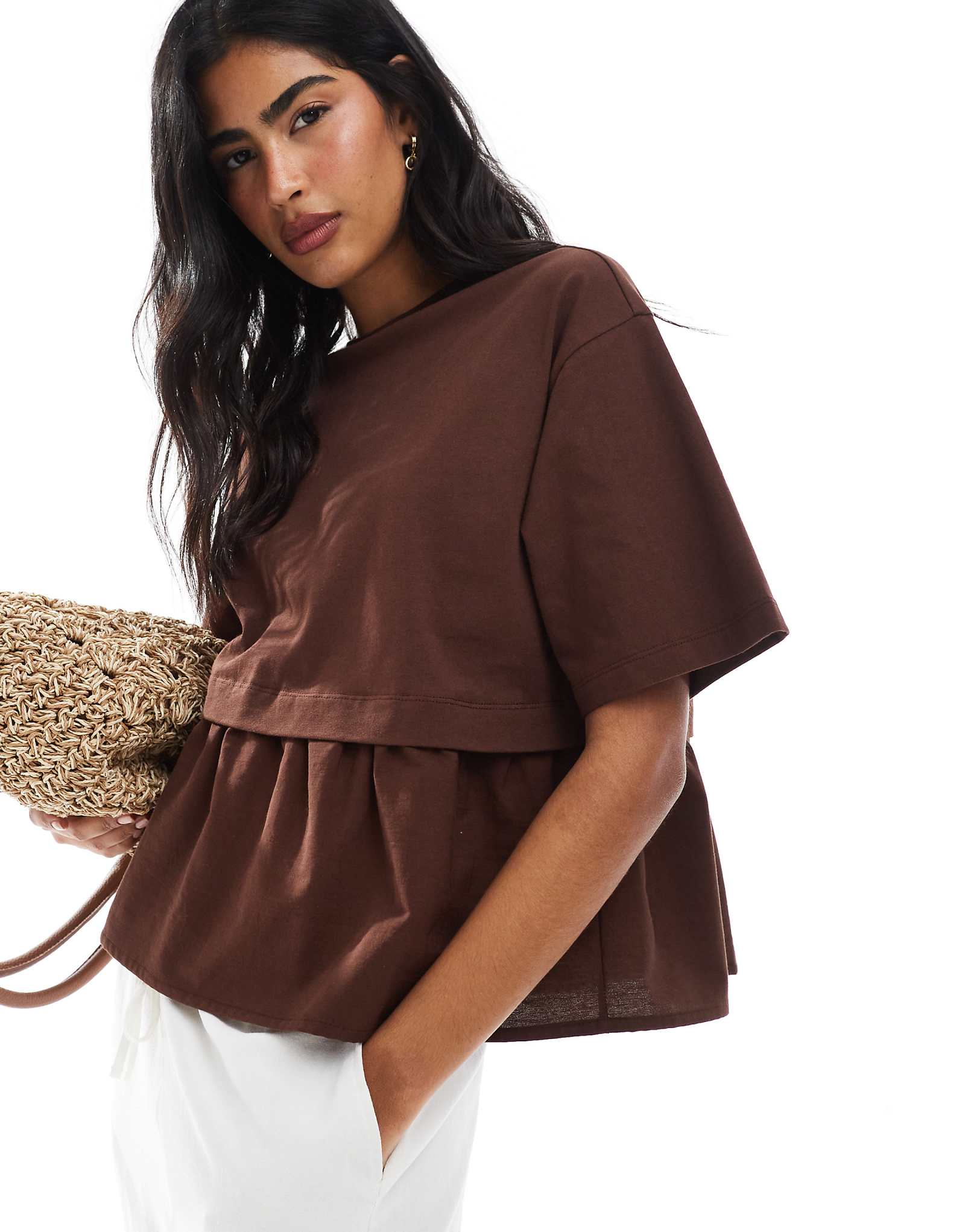 Футболка Miss Selfridge из поплина с оборками на подоле шоколадного цвета 8190₽