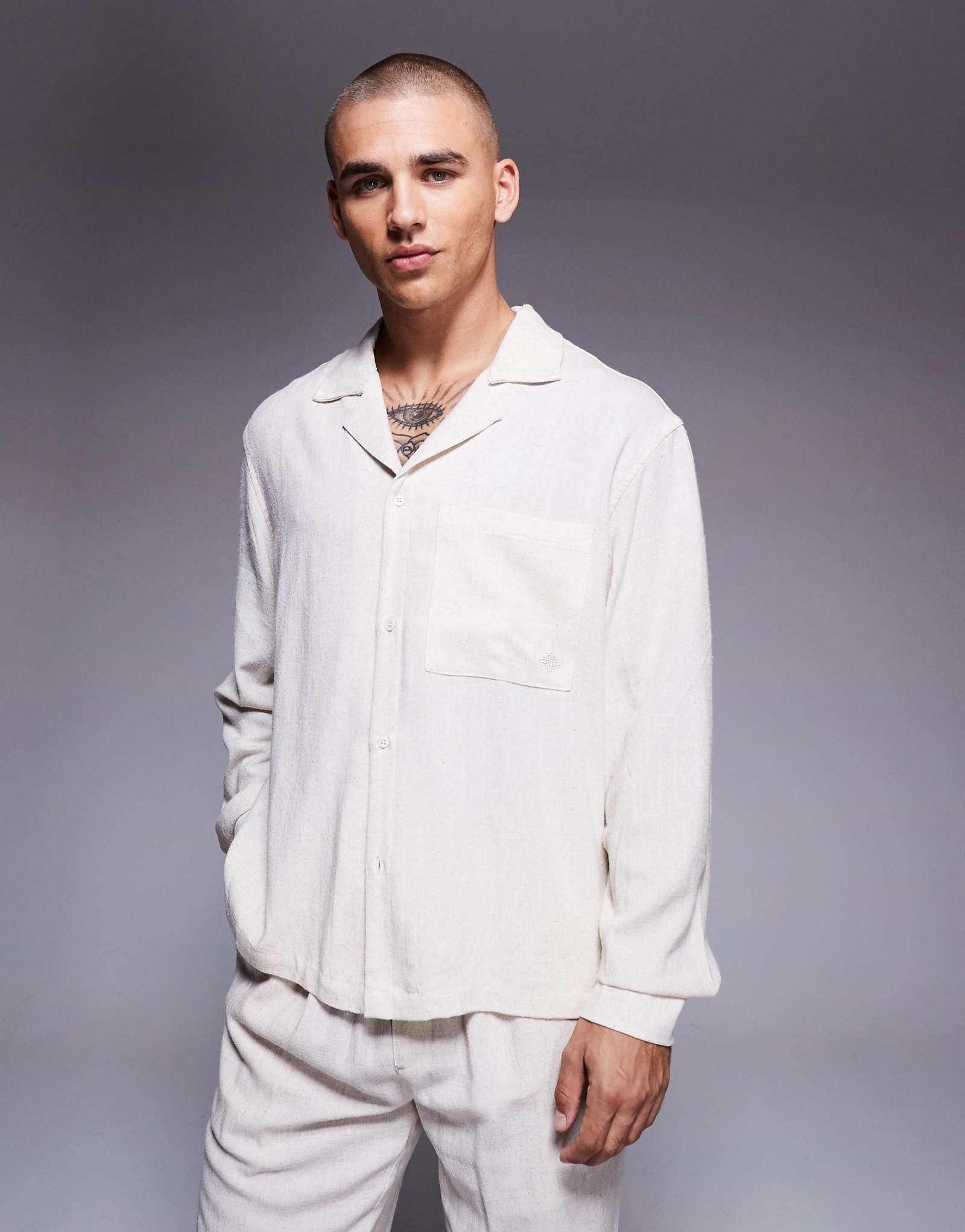 Тканая фактурная рубашка с длинным рукавом Couture Club бежевого цвета - часть комплекта 18590₽