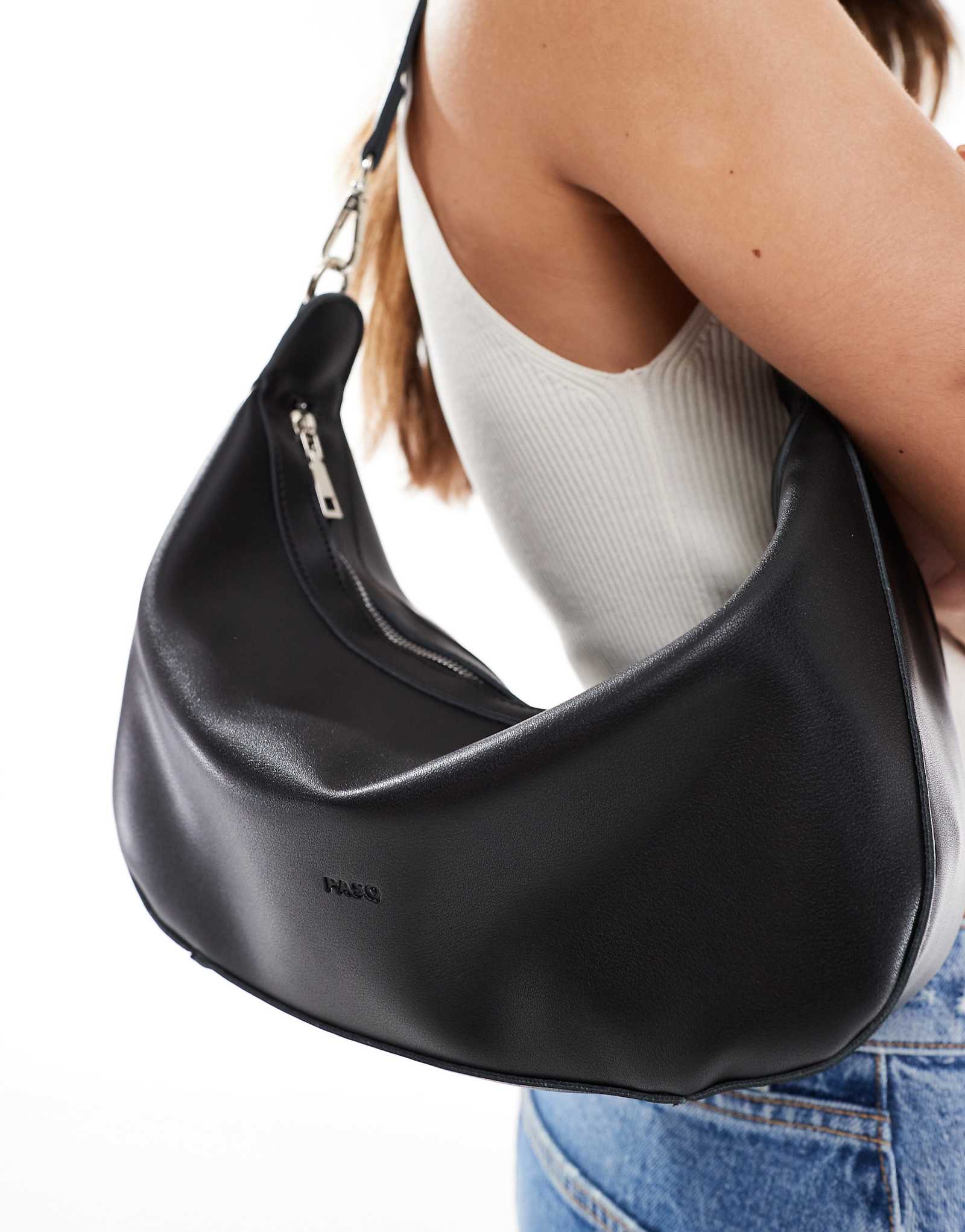 Сумка PASQ с откидным плечом и через плечо черного цвета