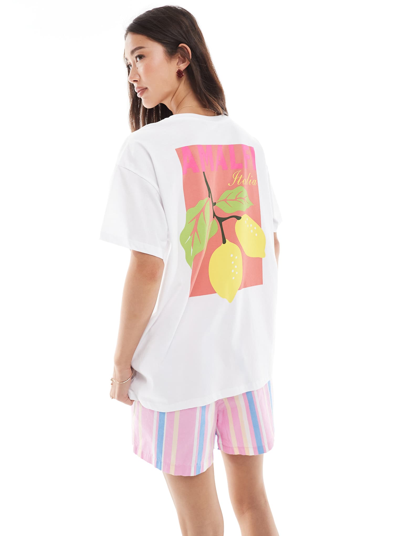 Белая футболка с графическим рисунком Побережье Амальфи в стиле PIECES oversize 7390₽