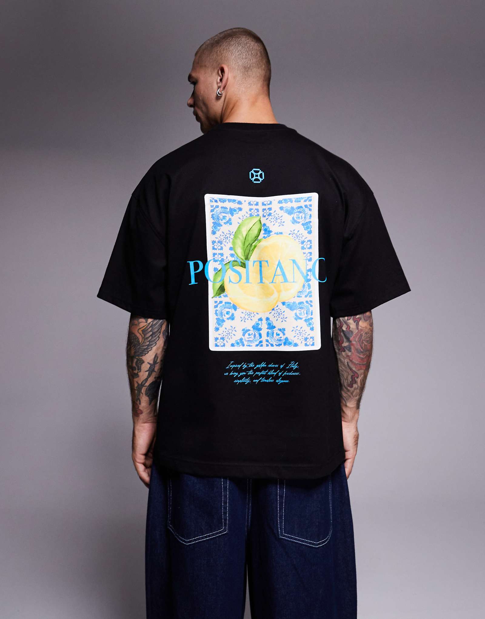 Черная футболка оверсайз с лимонным принтом на спине River Island Positano черного цвета 9790₽