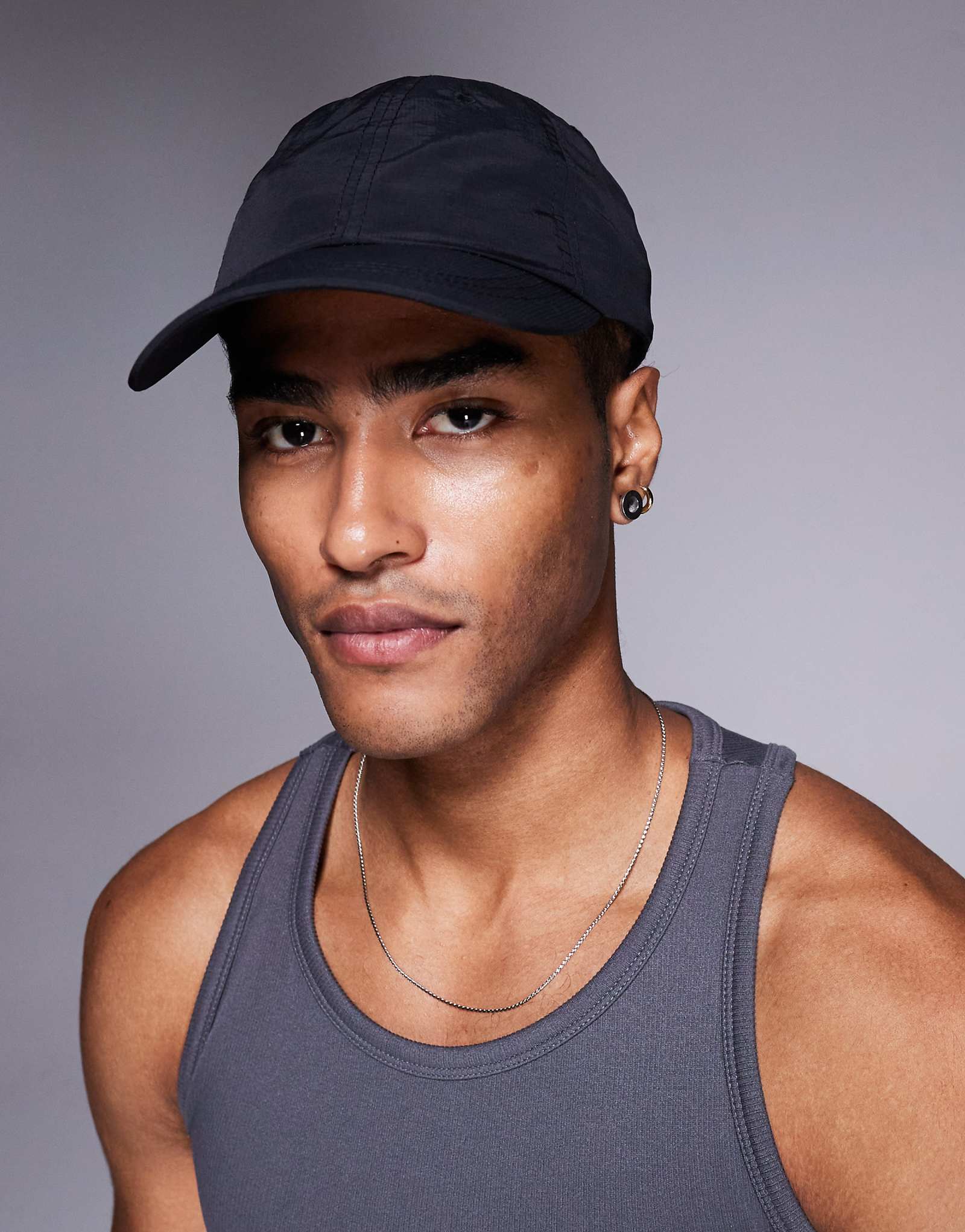 4505 кепка для бега с рисунком черного цвета 3490₽