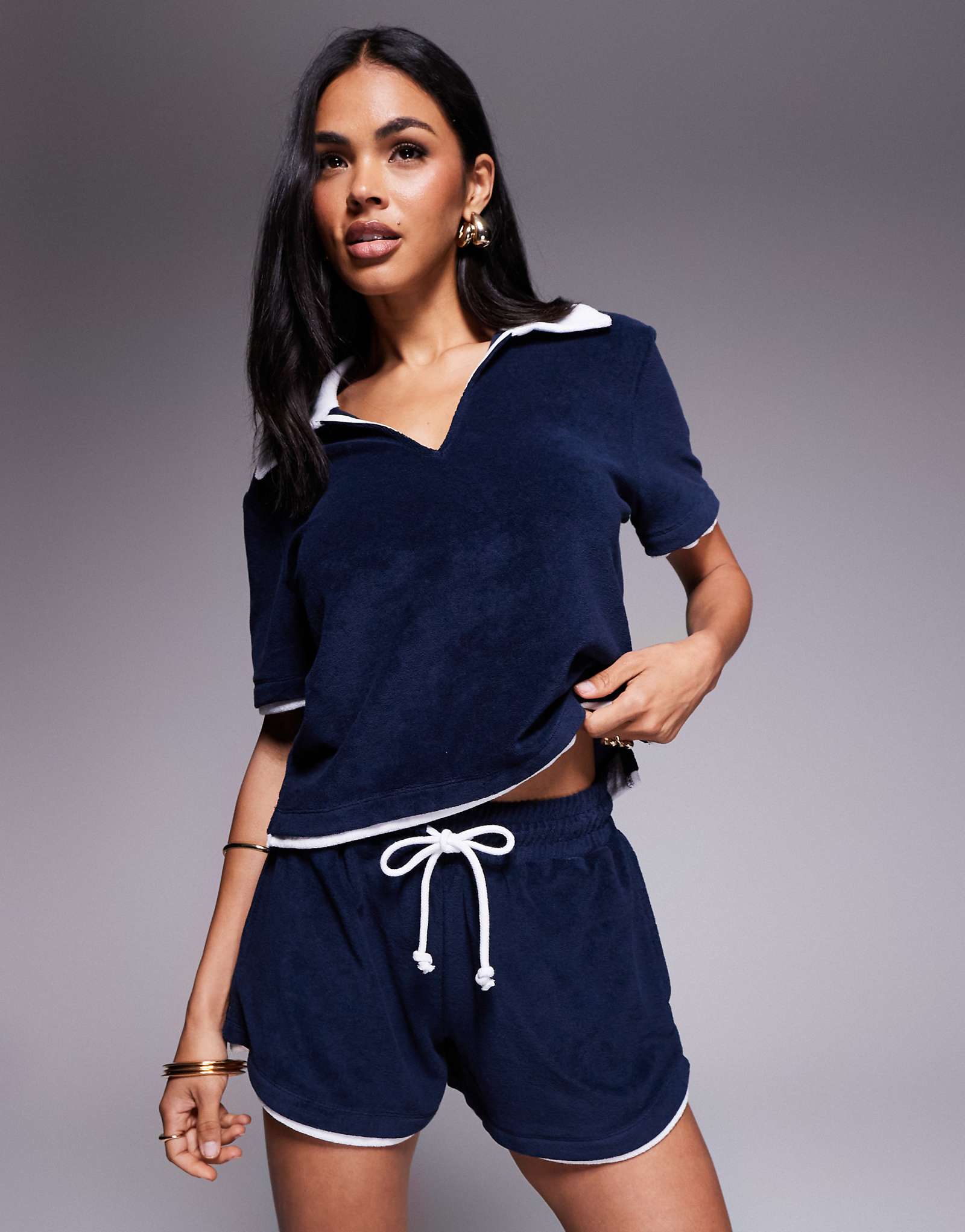 Шорты River Island из темно-синего махрового полотна - часть комплекта 9190₽