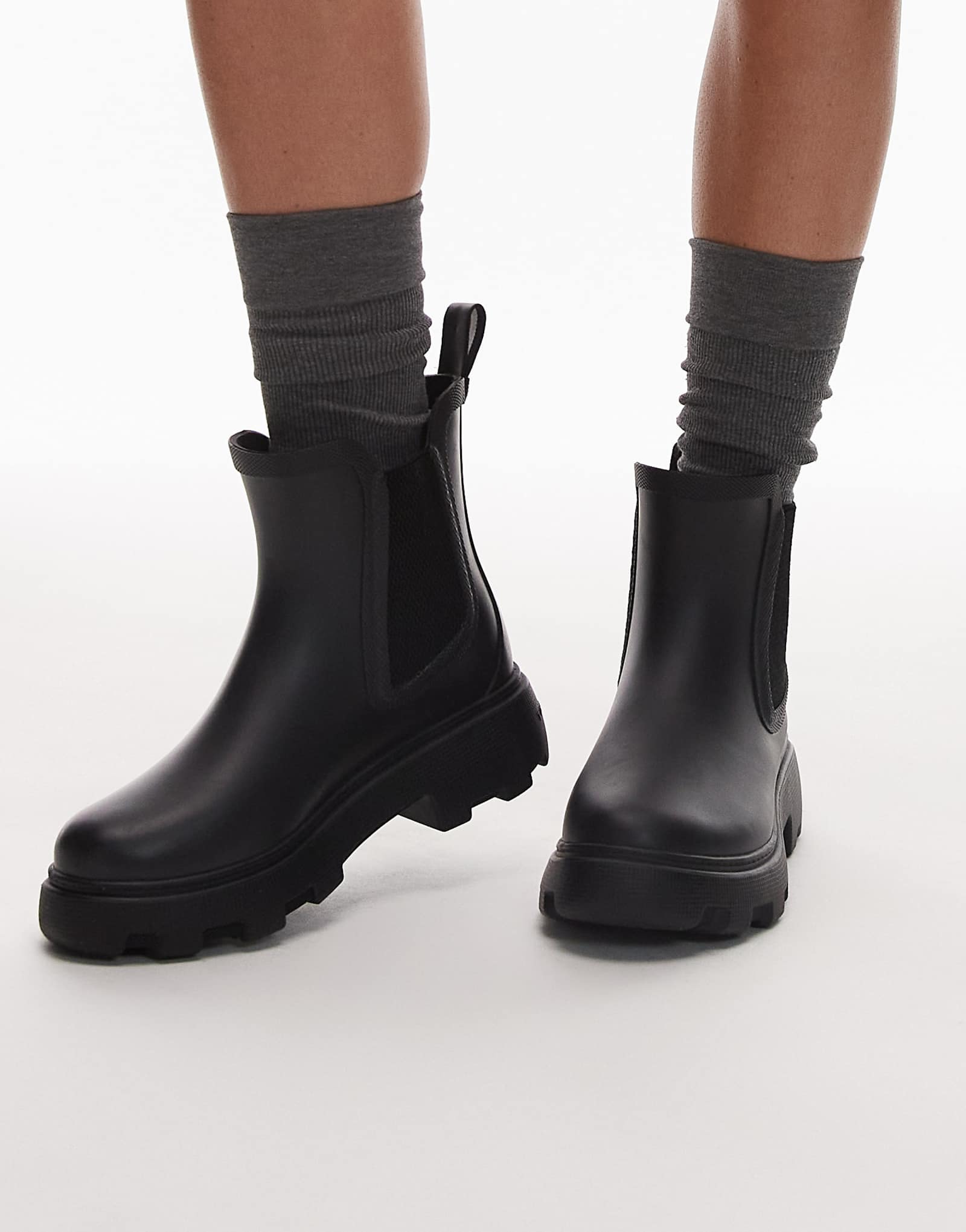 Короткие рези сапоги Tommy Hilfiger черного цвета