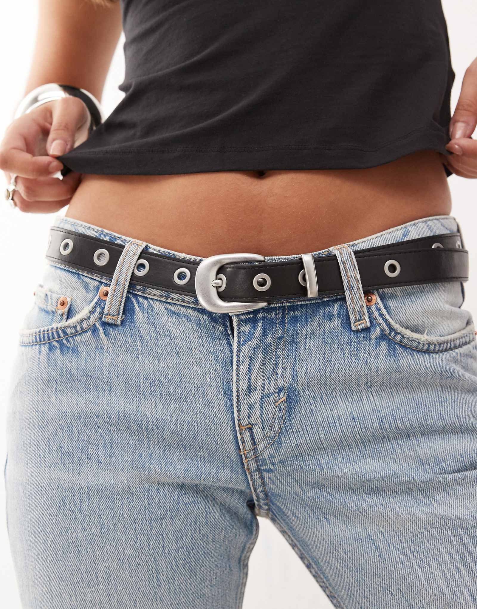 Пояс с люверсами для повседневной носки черного цвета 10390₽