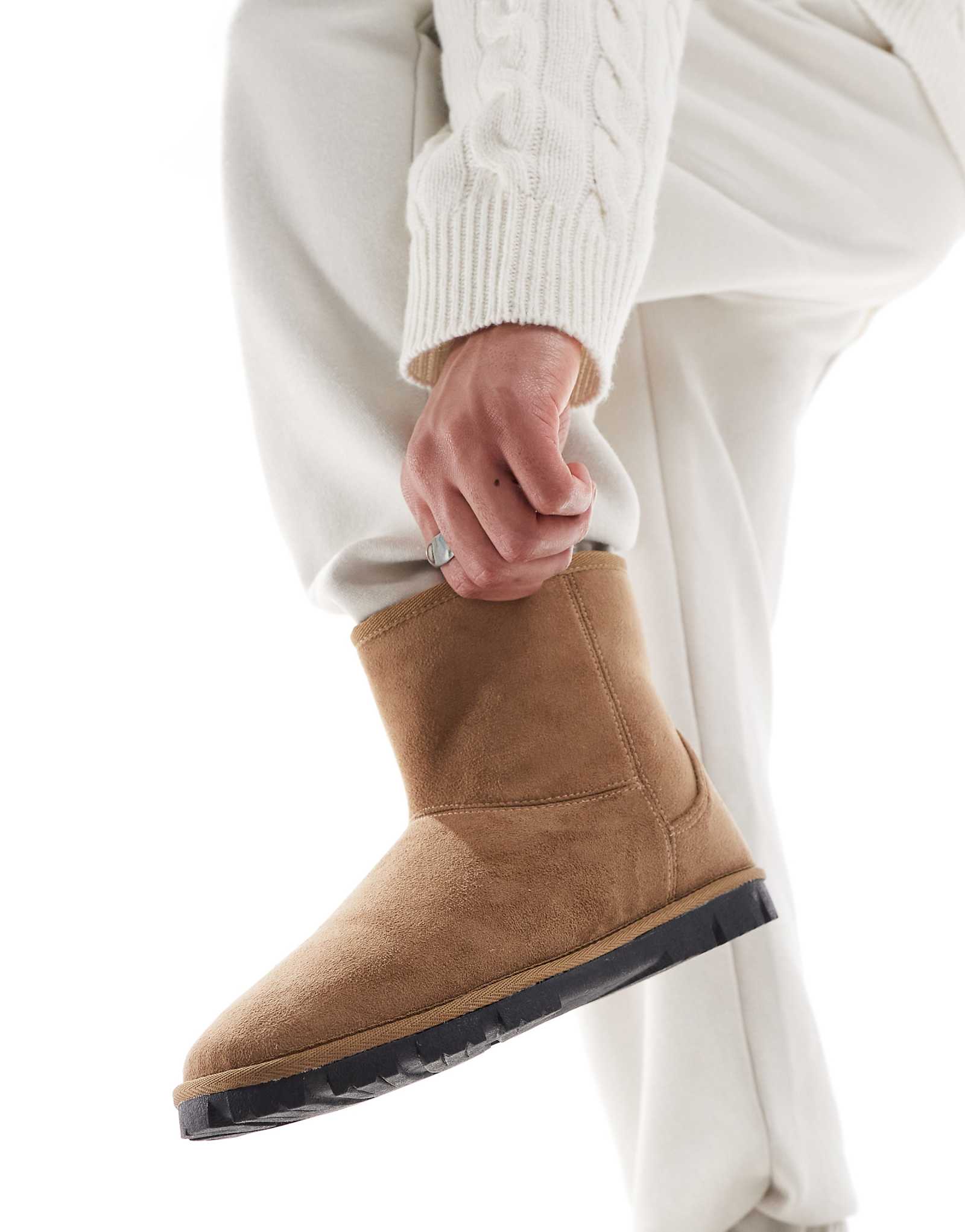 Ботильоны-тапочки ASOS DESIGN из светло-коричневой искусственной замши 4490₽