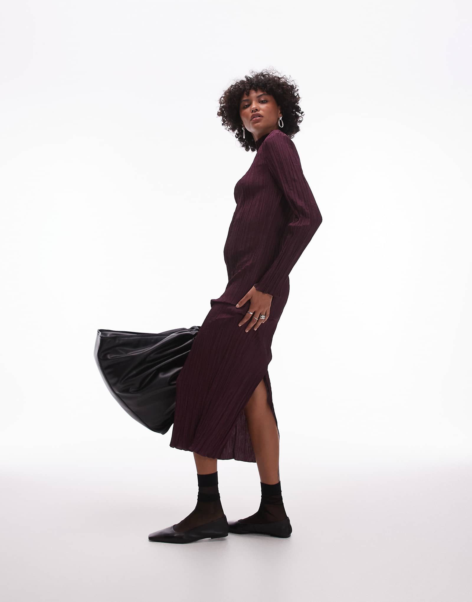 Макси-платье ARKET plisse бордового цвета 8090₽