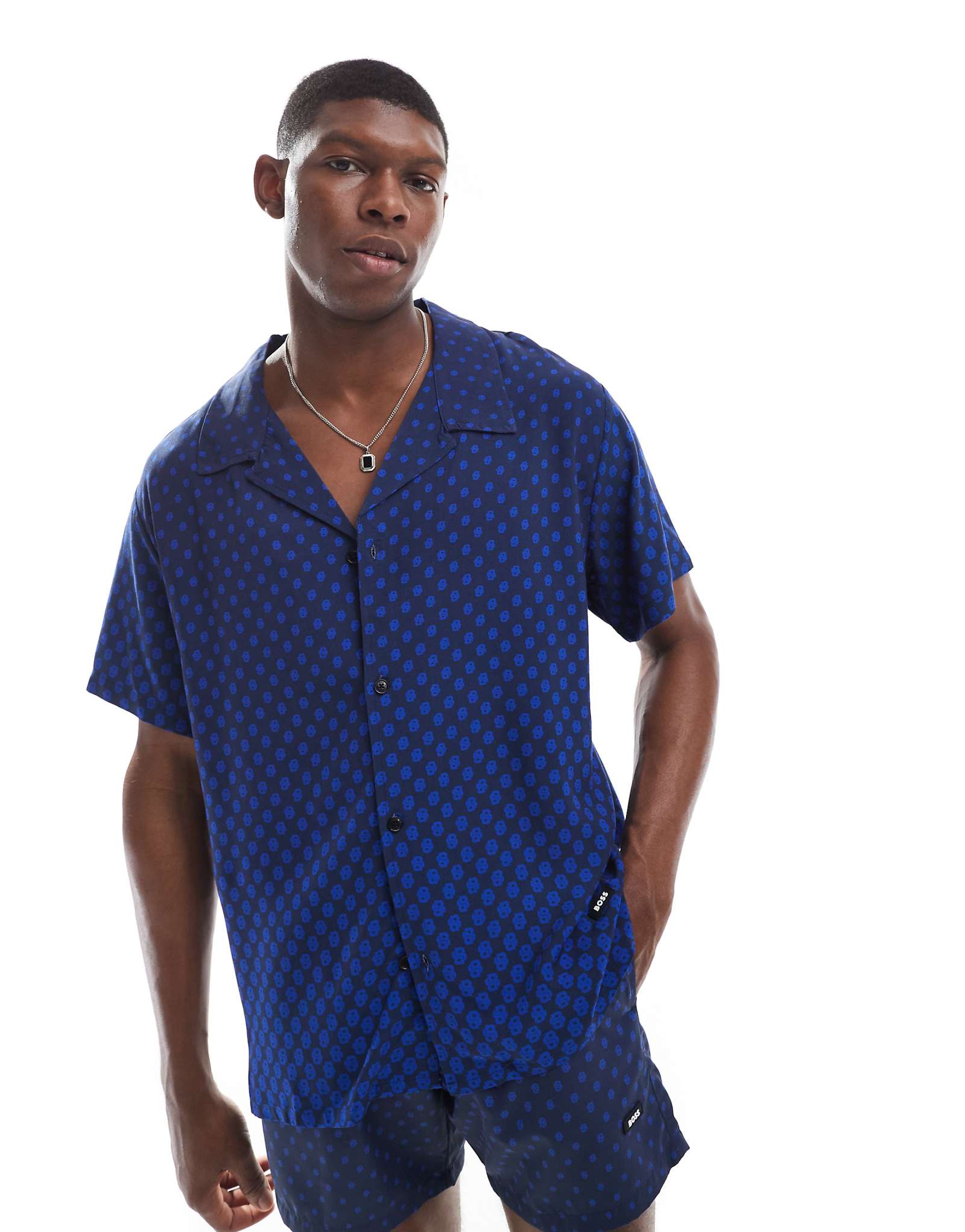 Синяя рубашка с коротким рукавом и принтом Boss all over - часть комплекта 13390₽