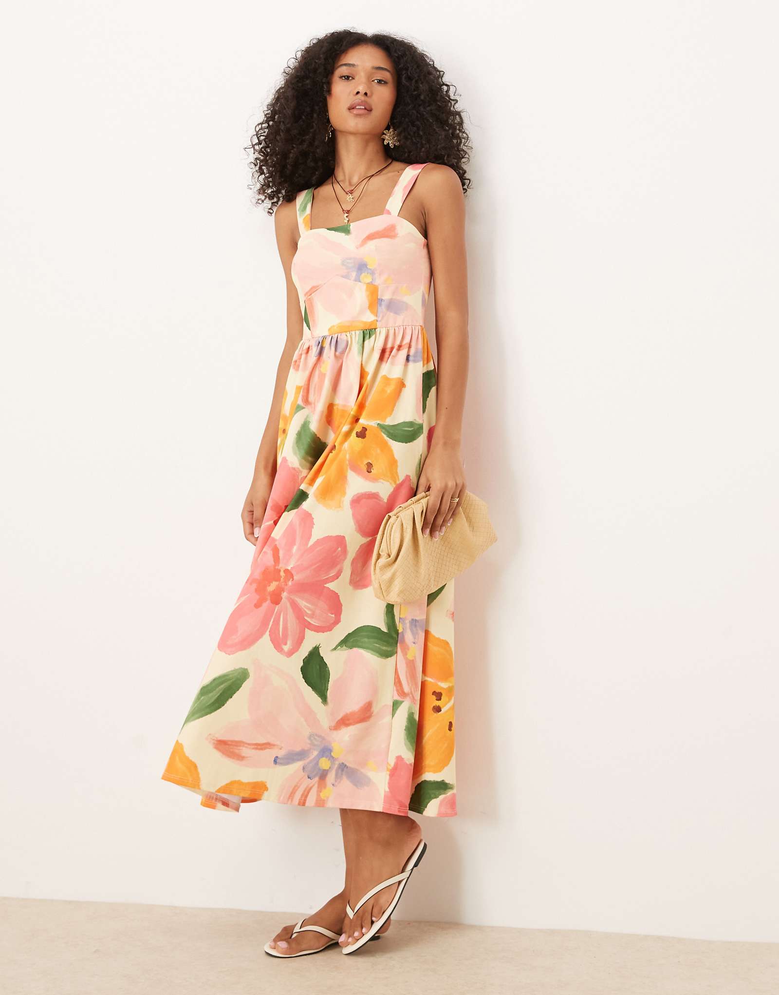 Платье миди ASOS DESIGN с квадратным вырезом и цветочным принтом 9790₽