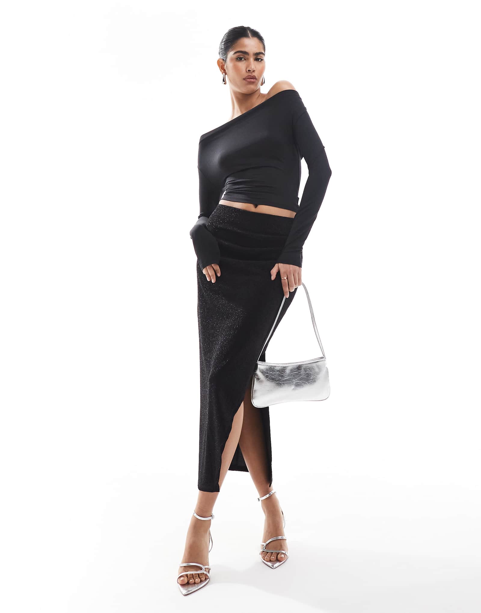 Объект эластичная юбка миди с блестками черного цвета 3790₽