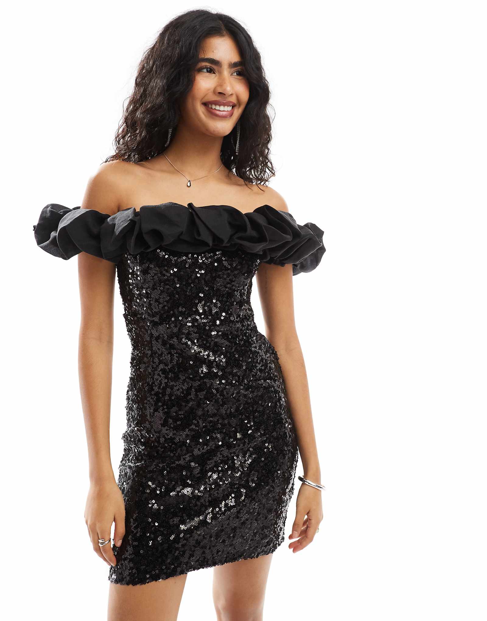 Объект мини-платье на бретельках с оборками из черных блесток 8290₽