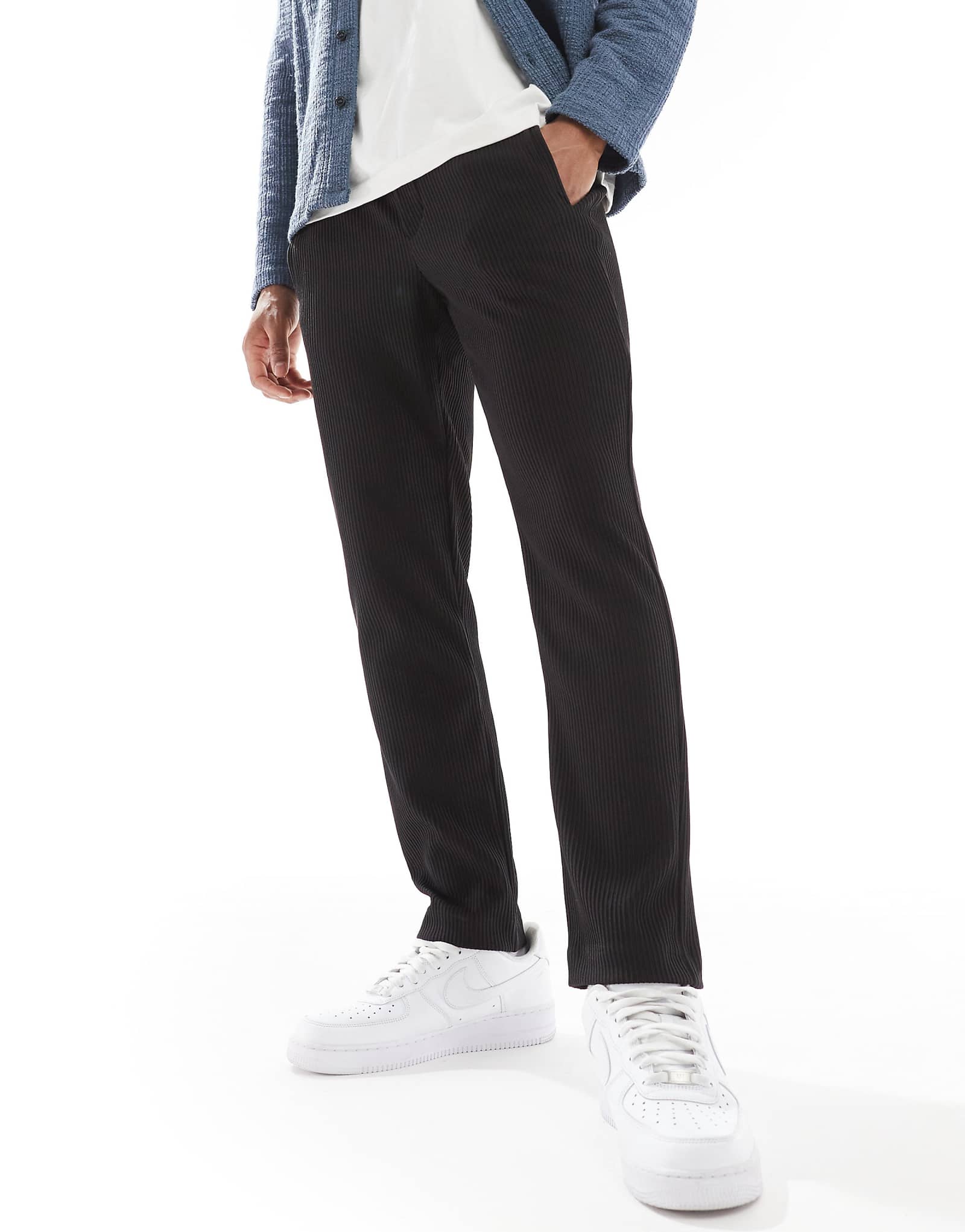 Брюки в складку River Island черного цвета 5590₽