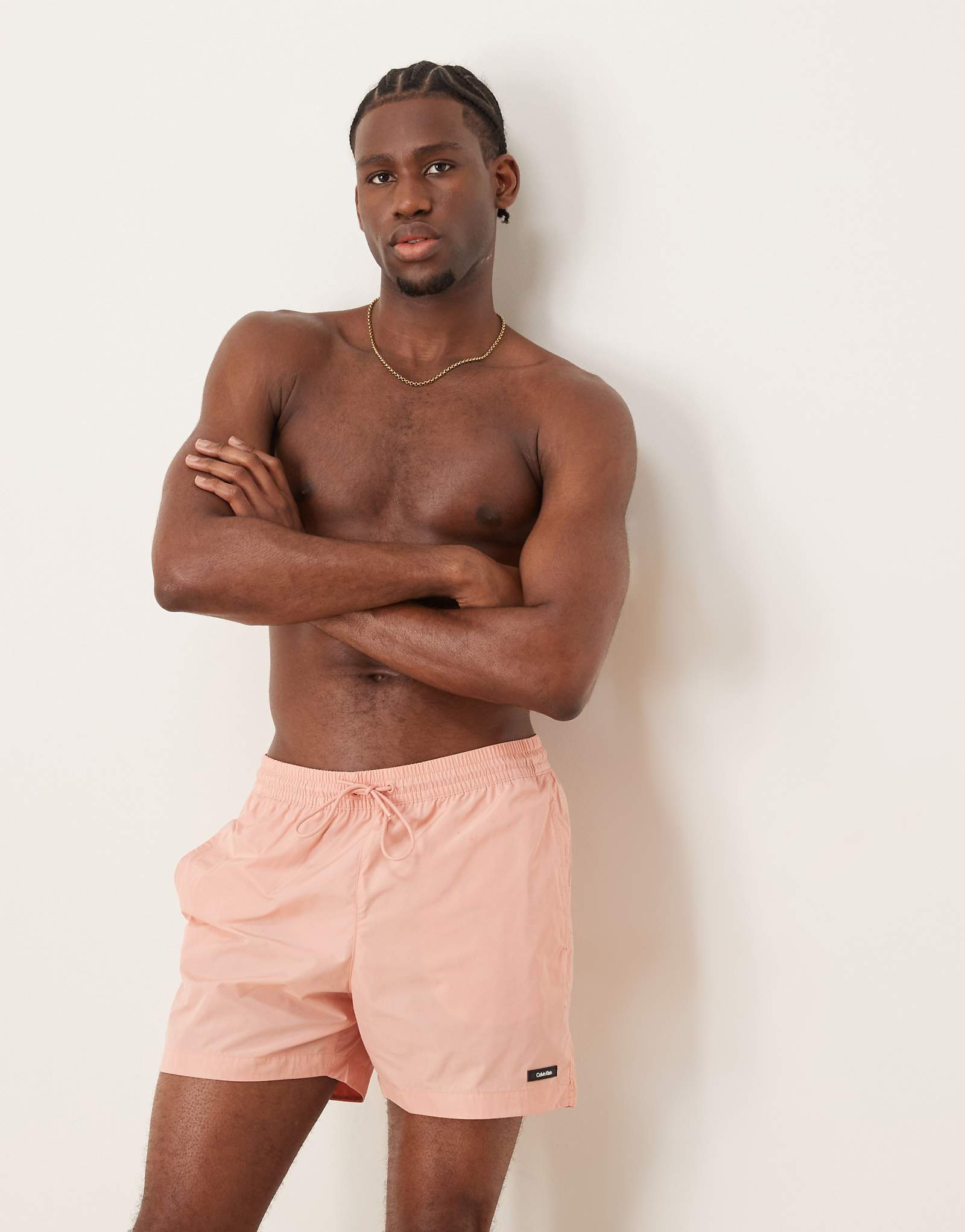 Плавательные шорты Calvin Klein на завязках персиково-розового цвета 13190₽