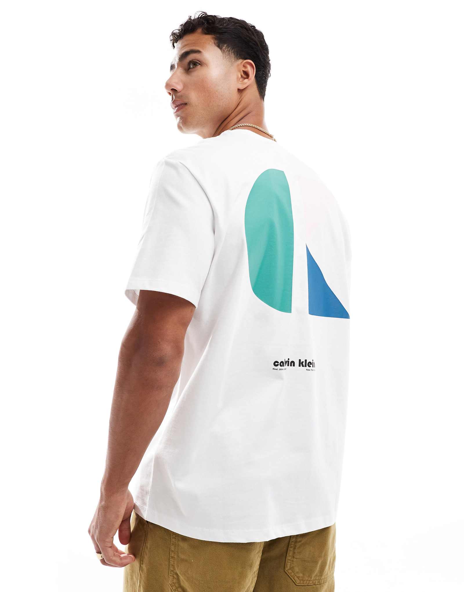 Футболка с принтом Calvin Klein Jeans в стиле поп-арт на спине белого цвета