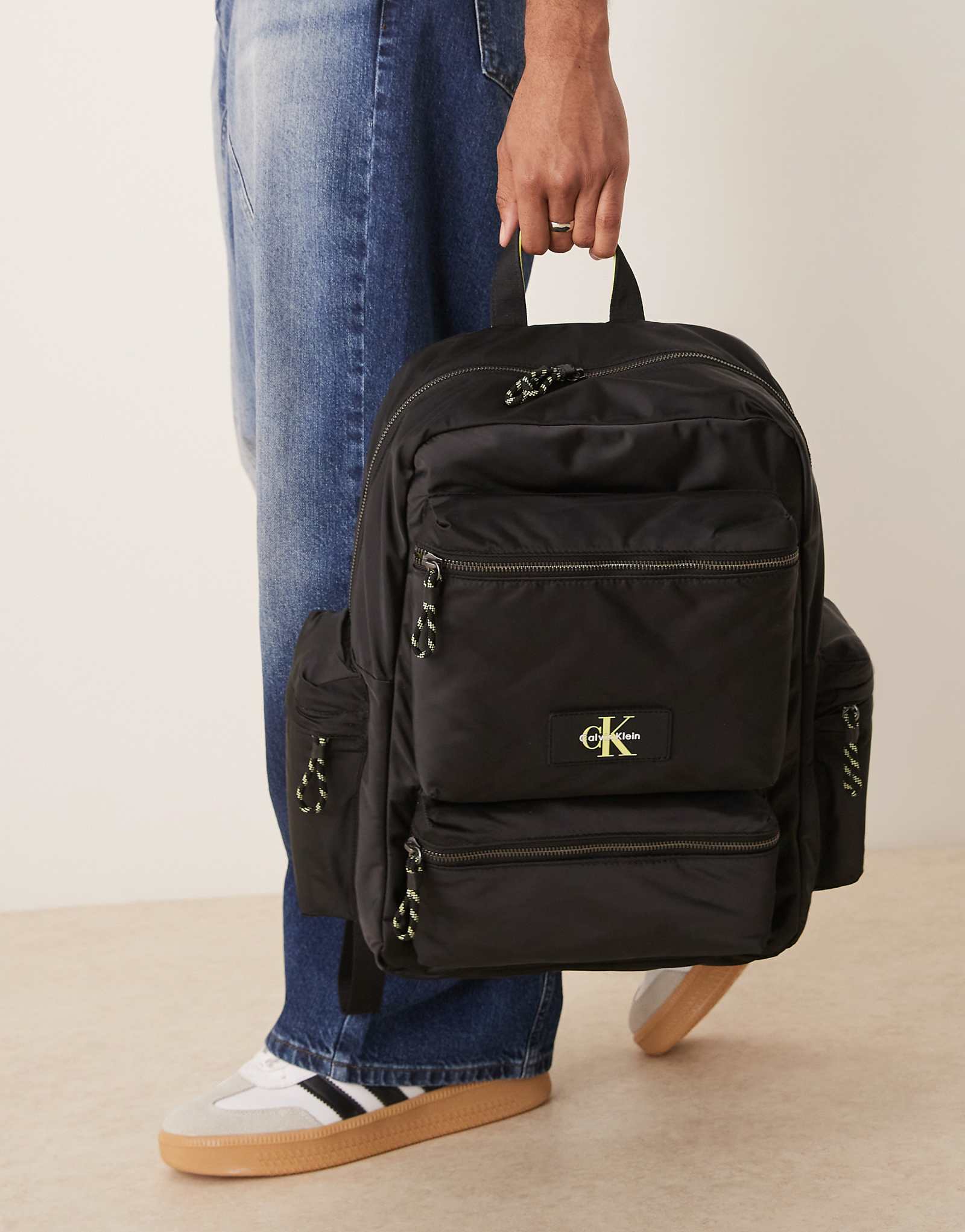 Универсальный рюкзак Calvin Klein Jeans черного цвета 35690₽