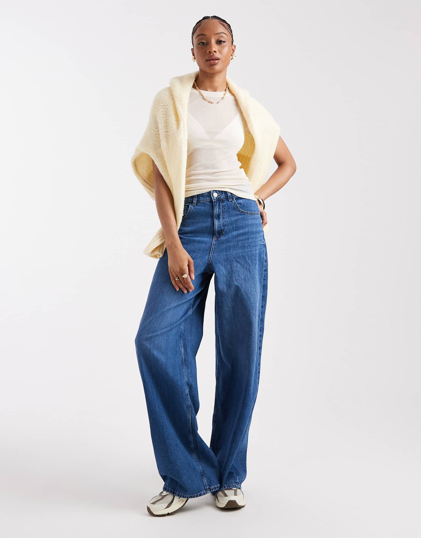 ТОЛЬКО высокая Паулина в мешковатых джинсах с высокой талией из темно-синего денима