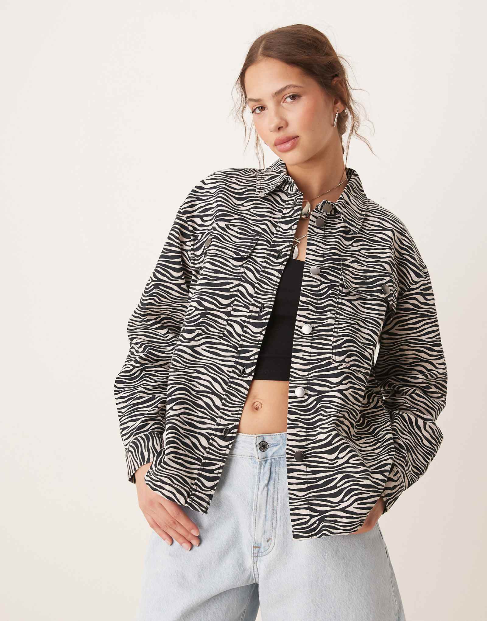 Дужка из хлопчатобумажной саржи JDY с принтом зебра 16490₽