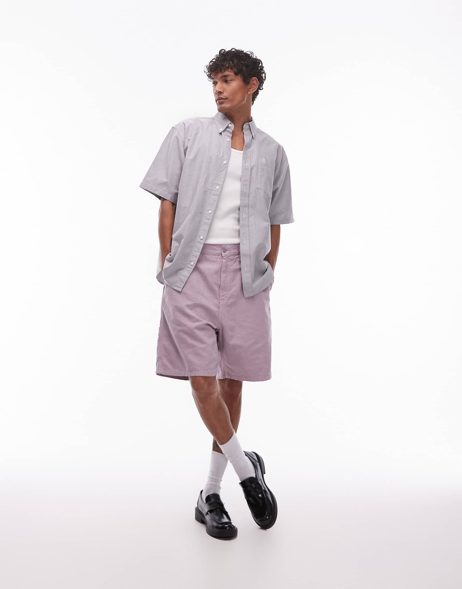 Шорты свободного кроя Carhartt WIP walter с одним коленом в розовом тумане 34290₽