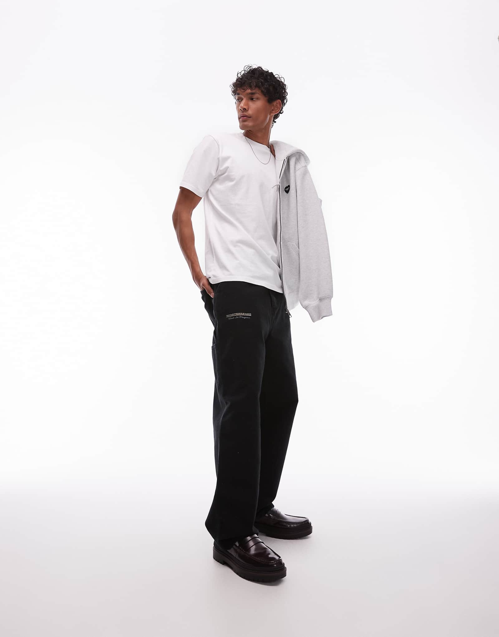 Брюки Carhartt WIP og до колена с графическим принтом черного цвета 38390₽