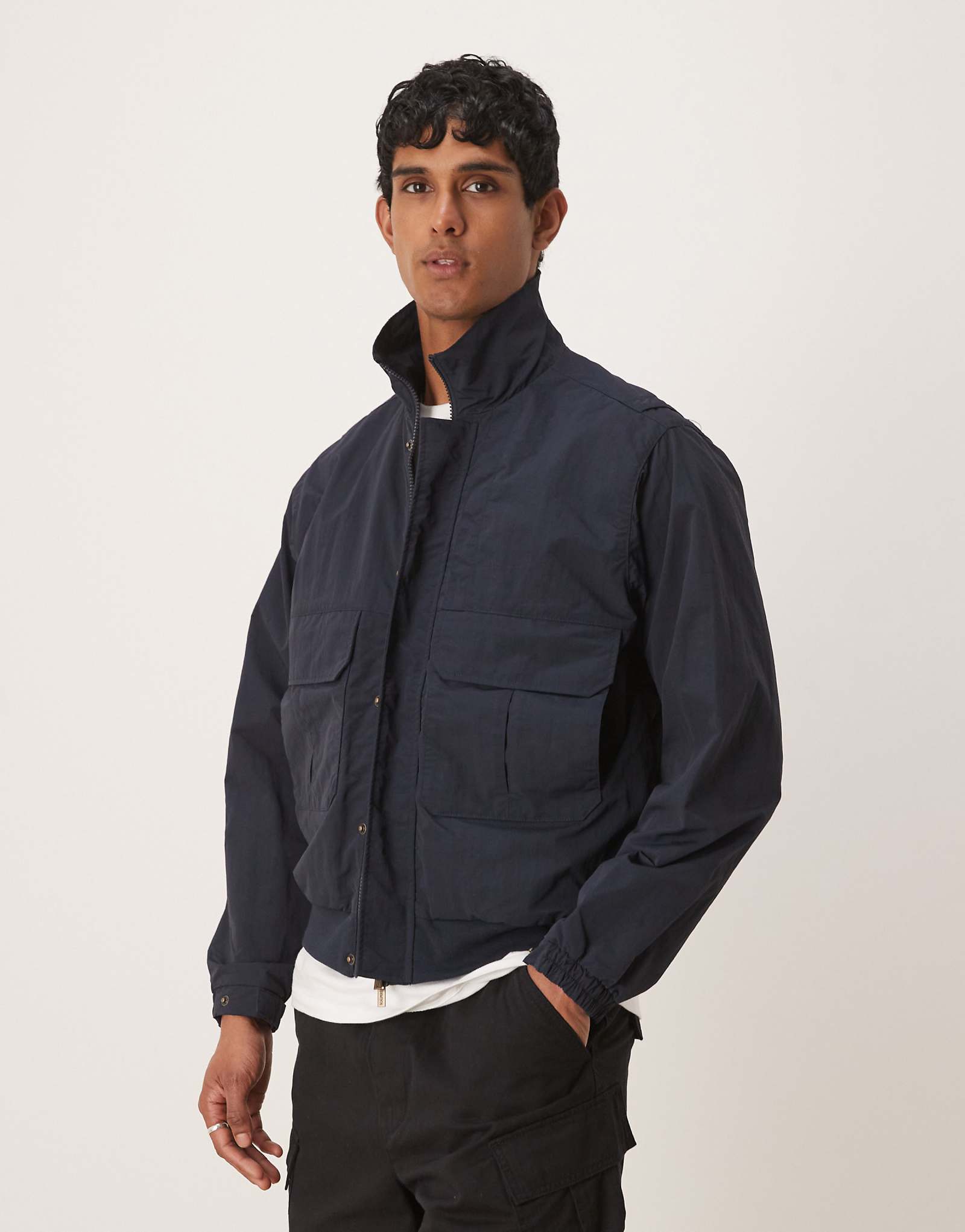 Куртка Scalpers Jano b темно-синего цвета 24190₽