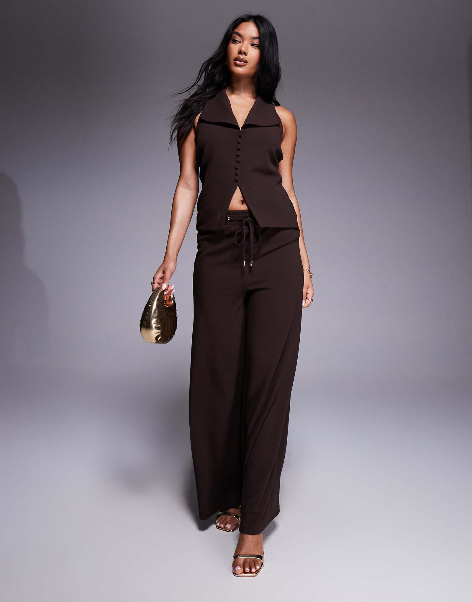 Брюки на завязках River Island коричневого цвета 11190₽