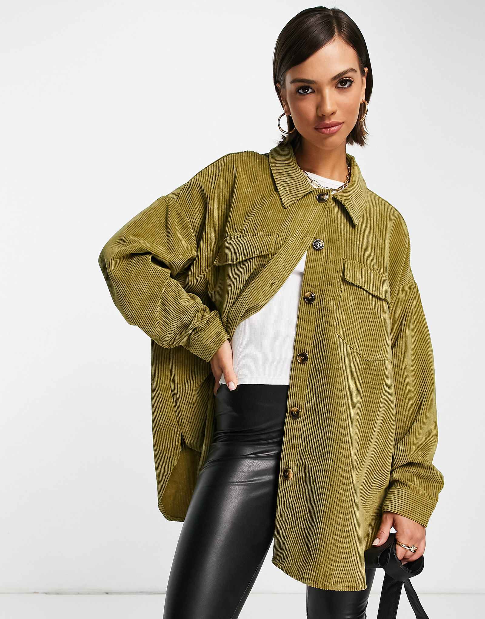 Удлиненная шнуровая скоба Vero Moda Curve зеленого цвета