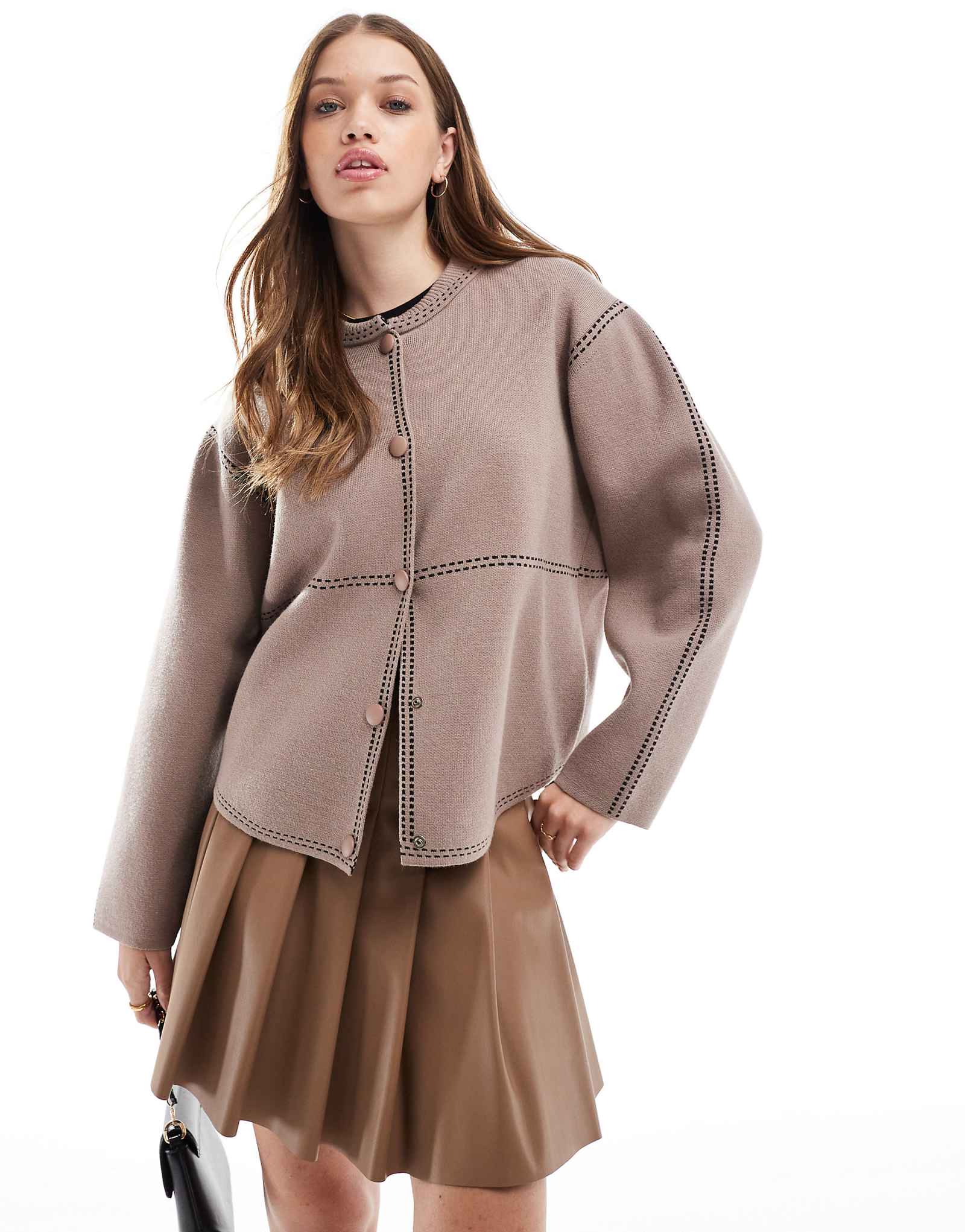 Вязаная куртка-бомбер YAS с контрастной строчкой в виде гриба 20590₽