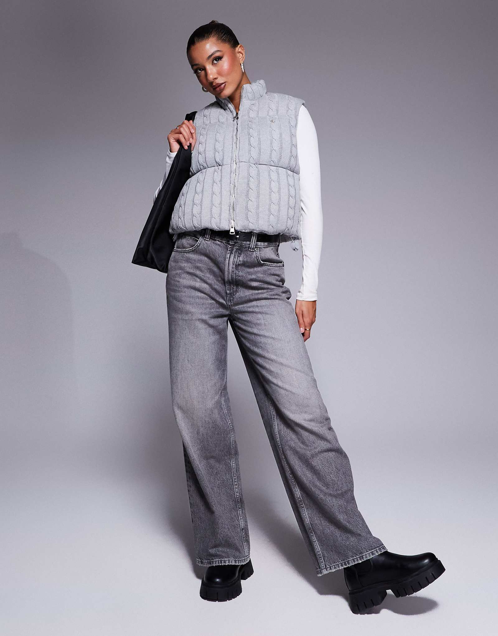 Вязаный жилет Couture Club цвета вереска в сером цвете 19890₽