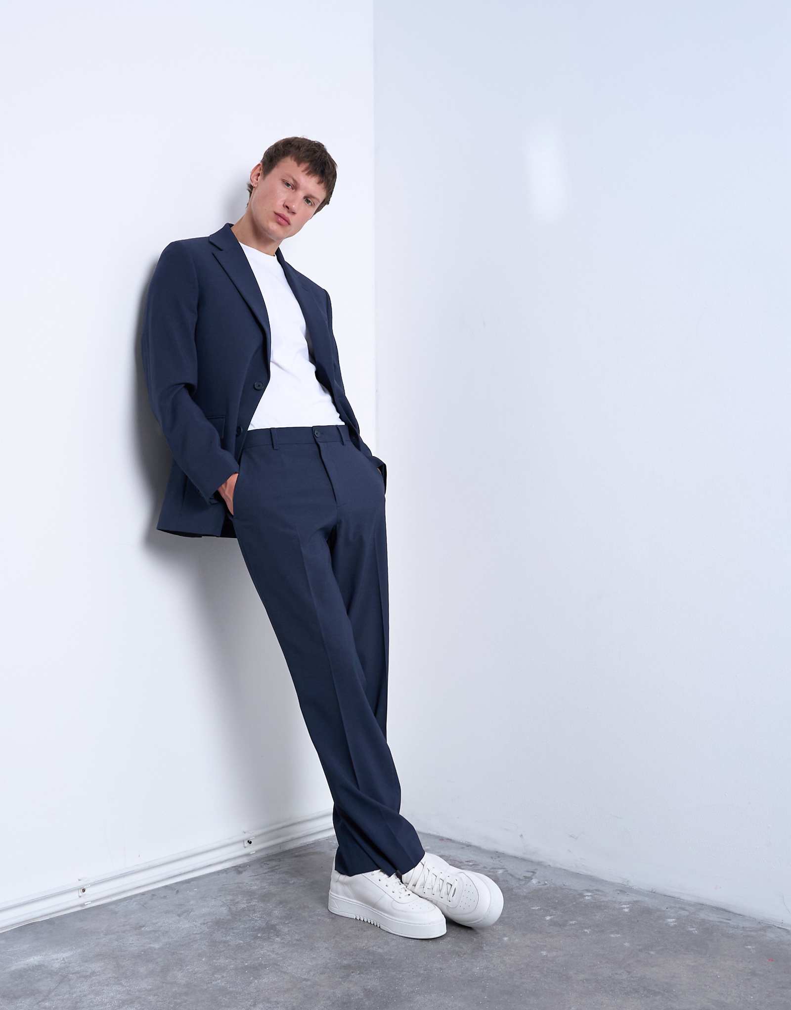 Прямые шерстяные брюки от костюма Topman темно-синего цвета 15290₽