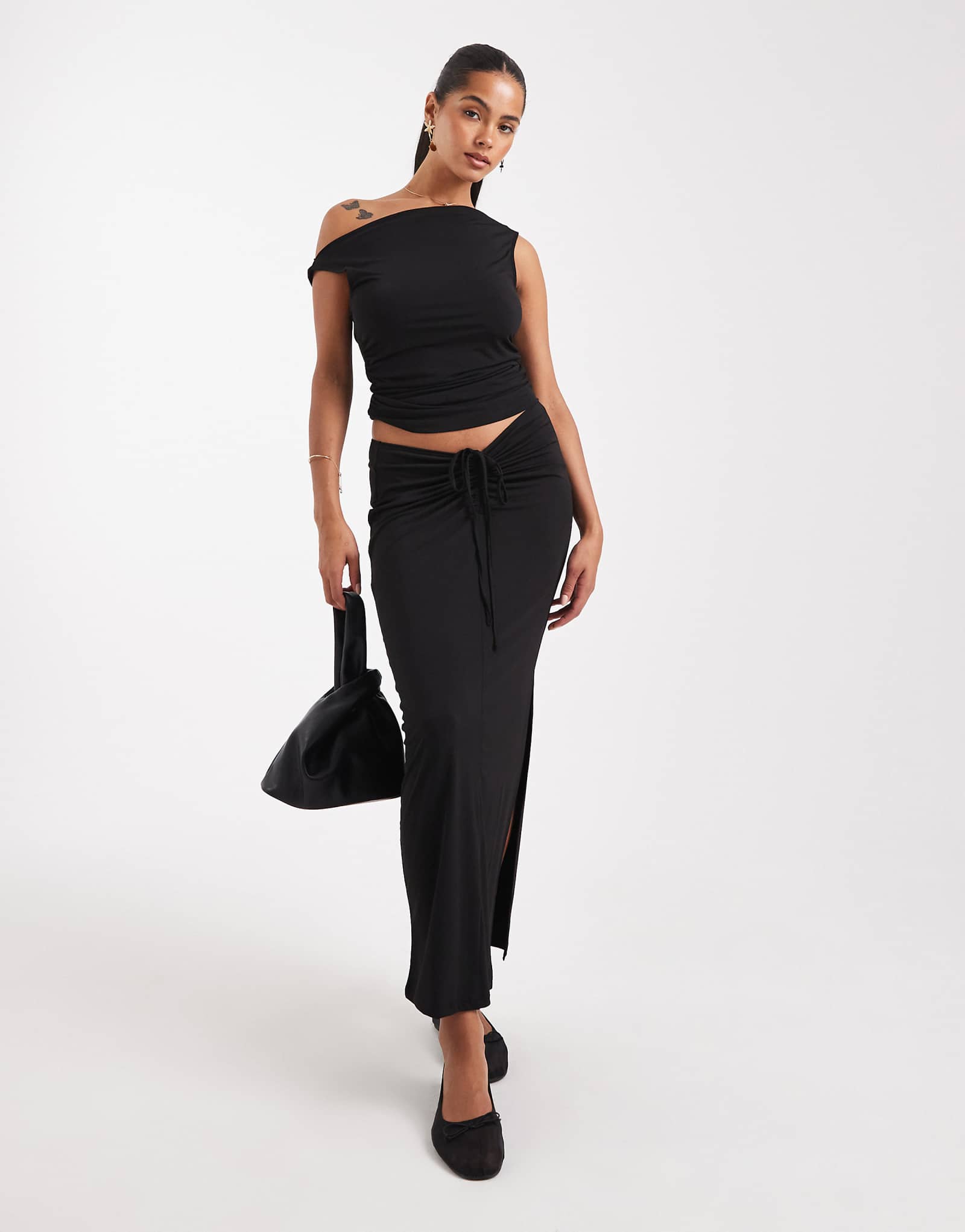 Облегающая юбка макси с рюшами спереди от Vero Moda черного цвета - часть комплекта 10390₽