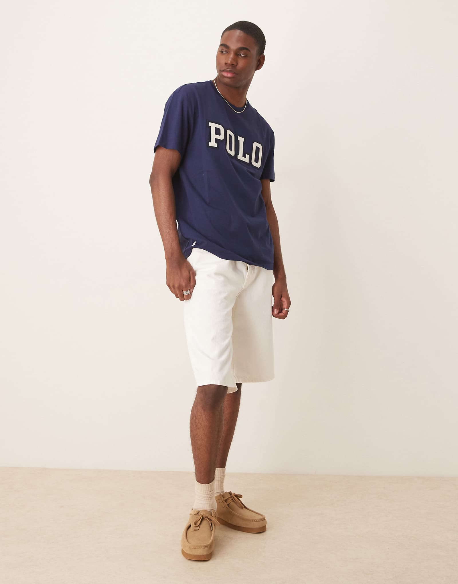 Джинсы Calvin Klein Jeans свободного кроя белого цвета 11690₽