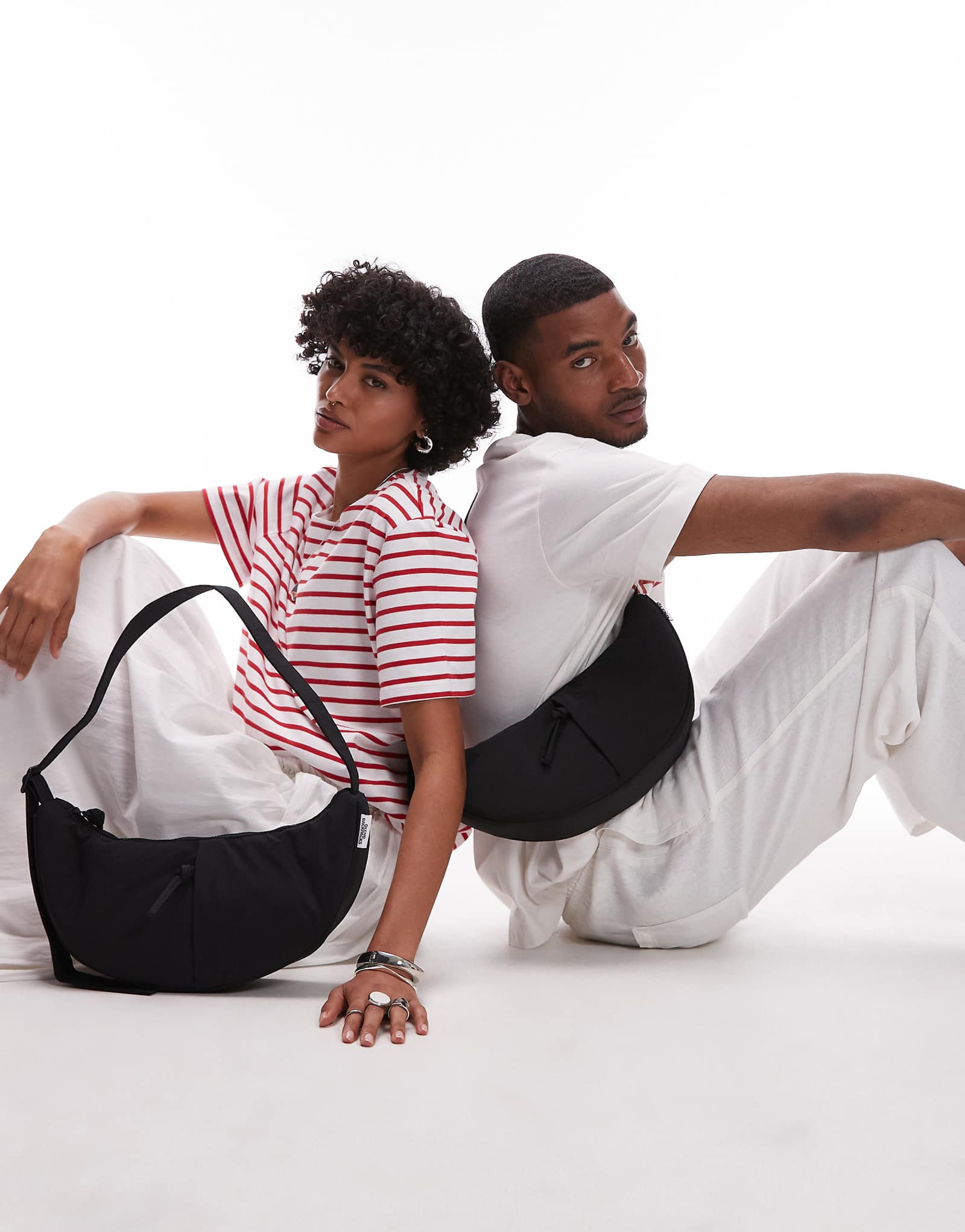 Черная нейло сумка через плечо в форме полумесяца OLEND moon