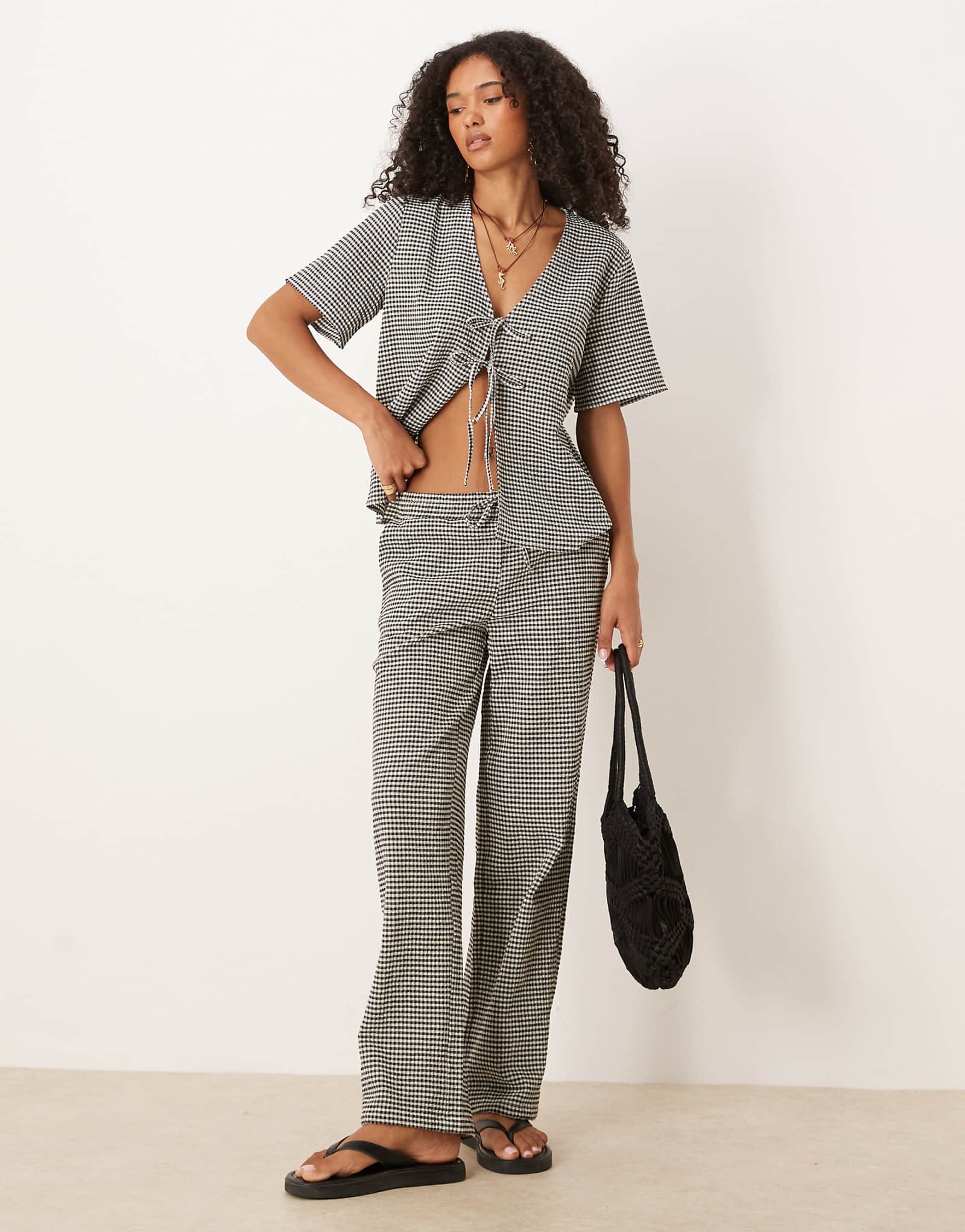 Широкие брюки JDY seersucker в черную полоску - часть комплекта 13690₽