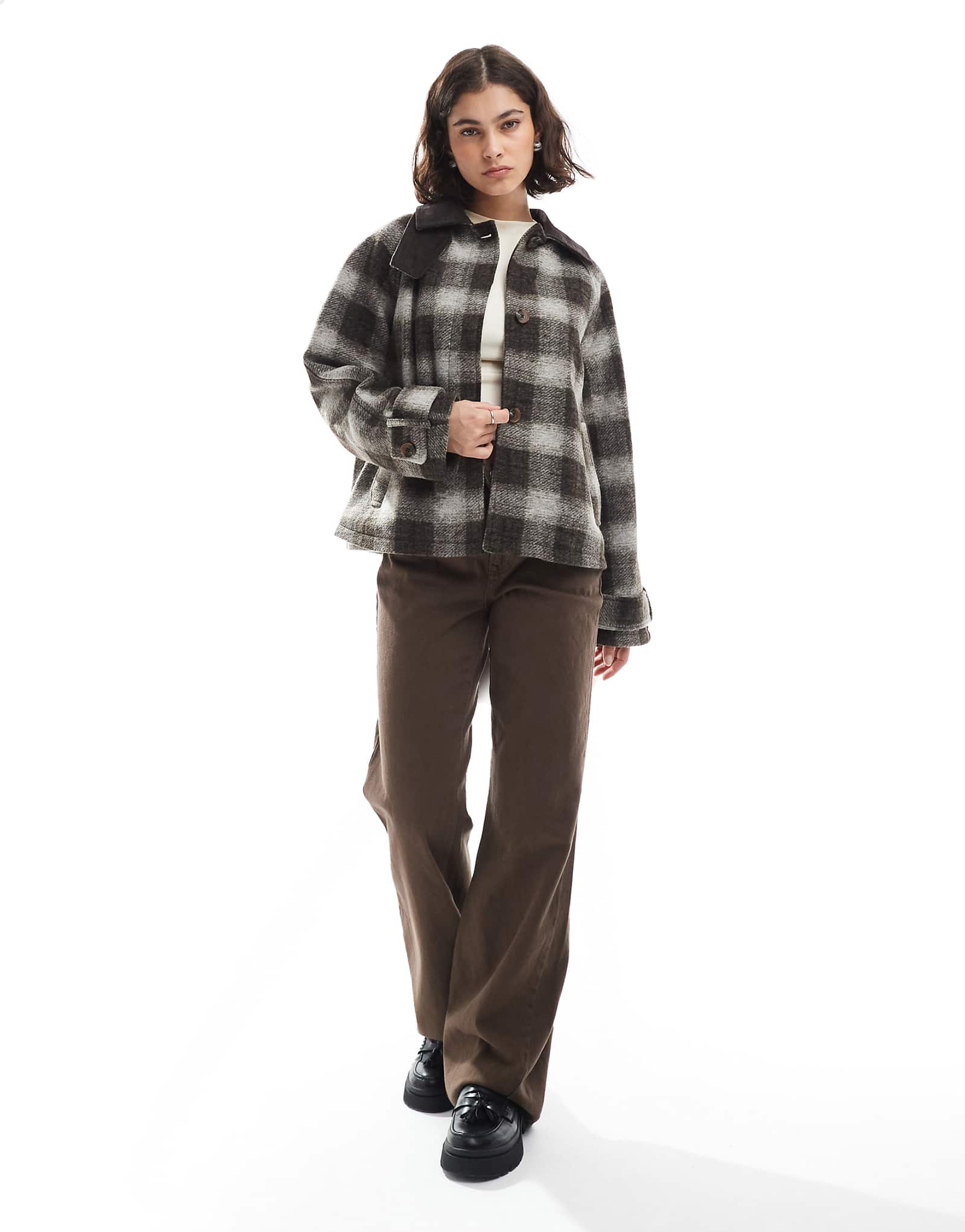 ДИЗАЙНЕРСКАЯ куртка-сарай ASOS с контрастным воротником в черно-белую клетку 19490₽