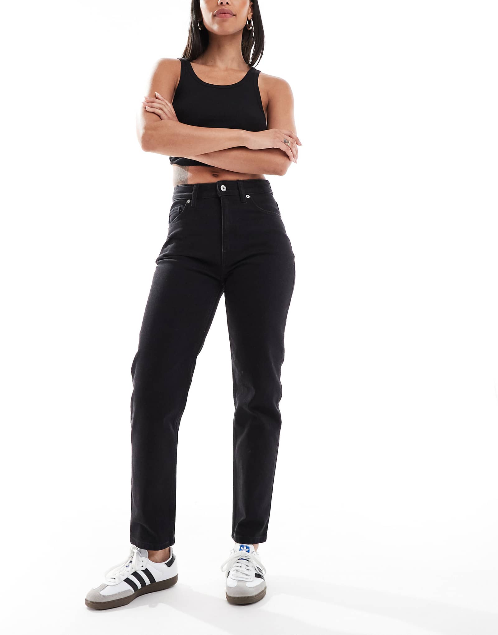 Джинсы HUGO Blue Noe mom черного цвета