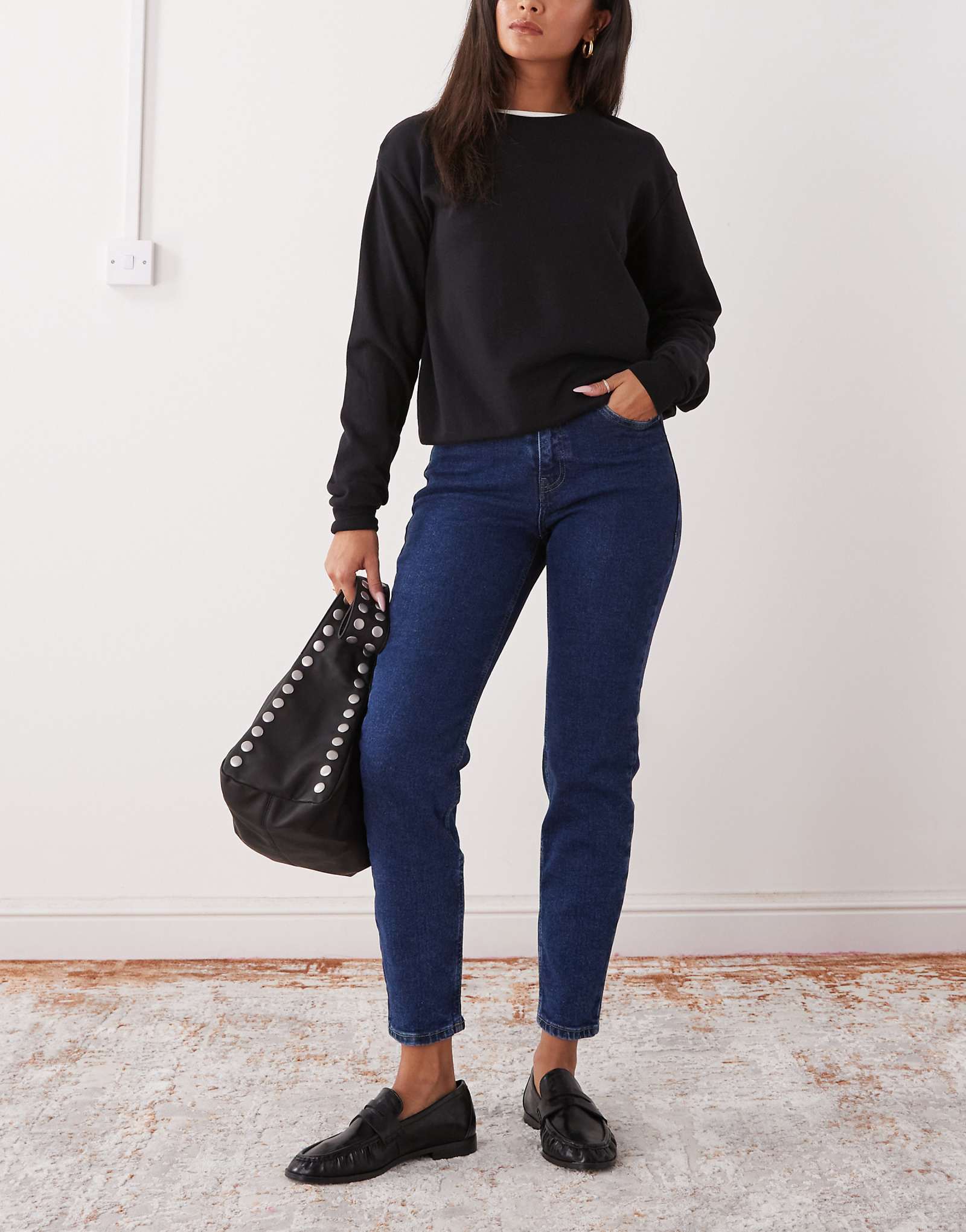 Прямые джинсы Noisy May Moni с завышенной талией по щиколотку из темно-синего денима 14090₽